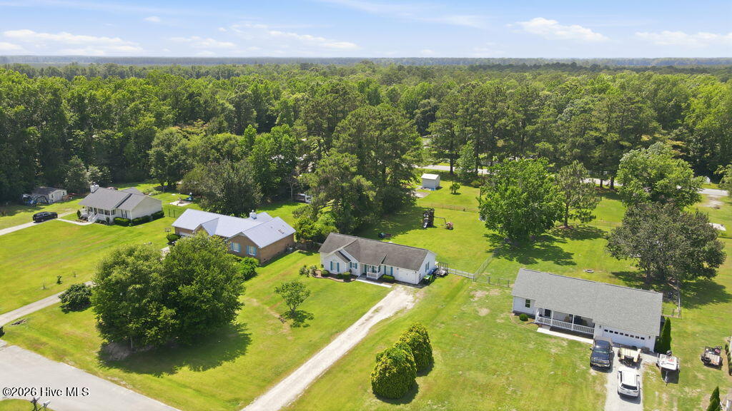 102 Tobacco Road,New Bern