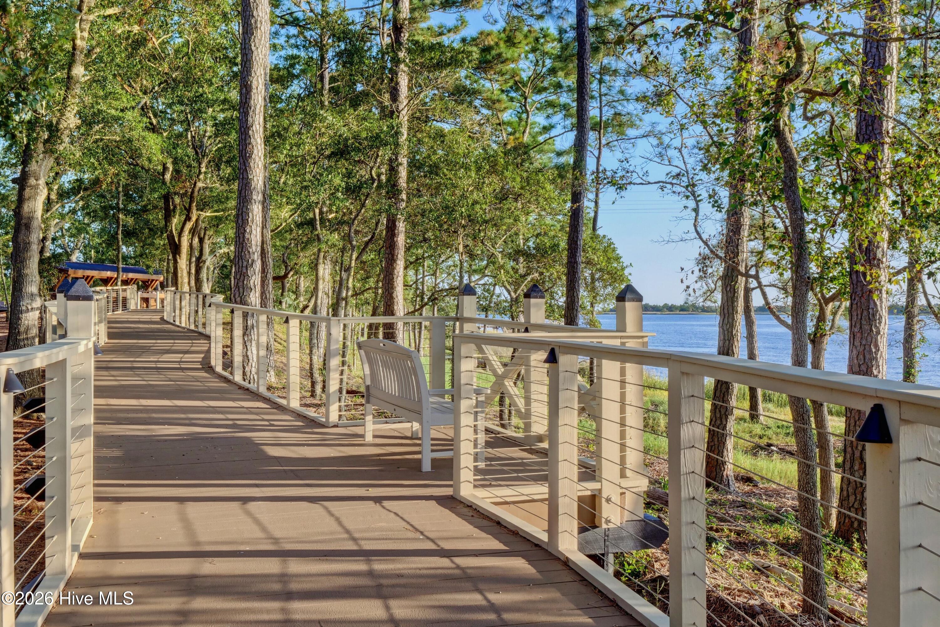 100553140 | Photo 51