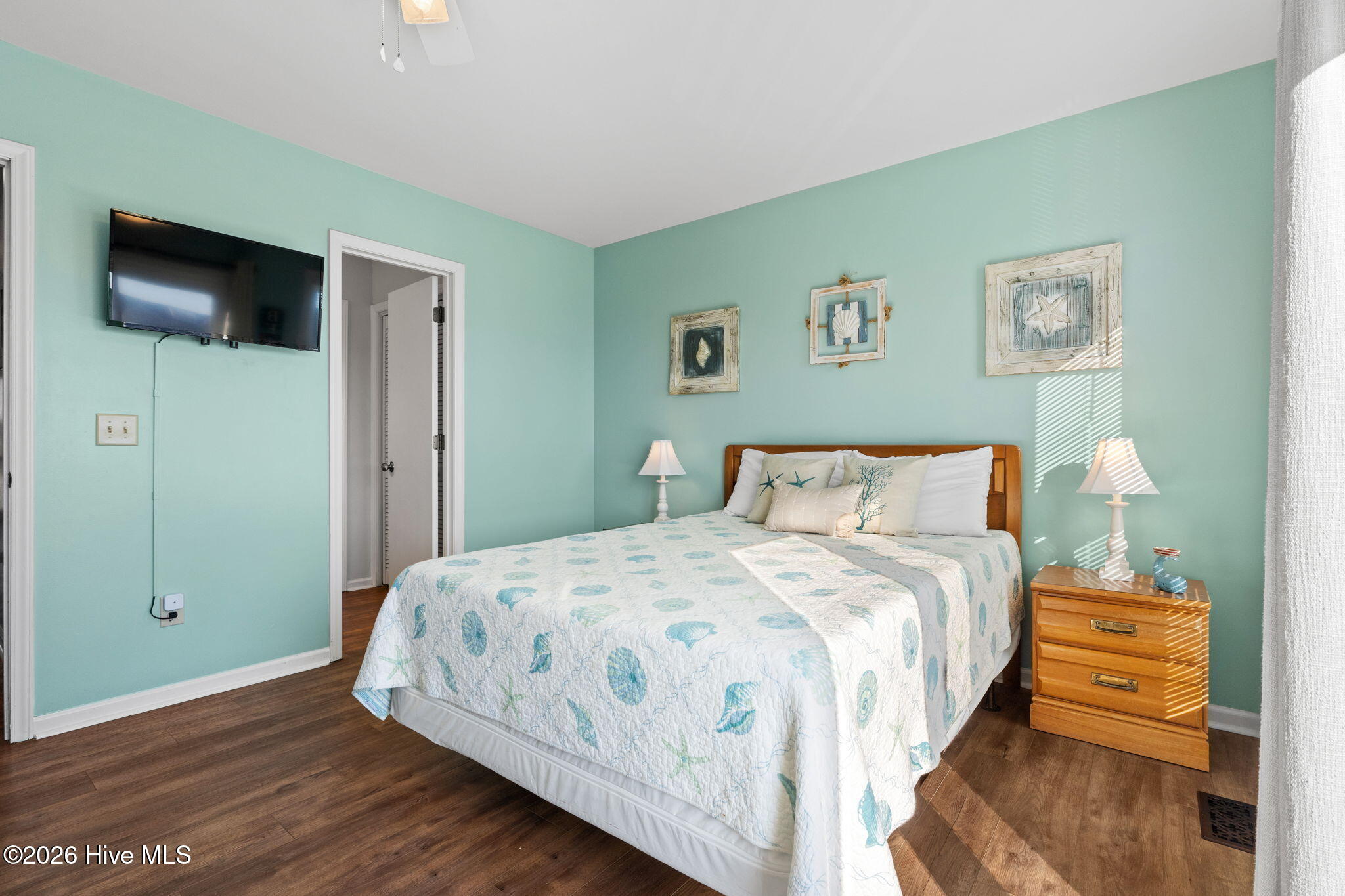 100553073 | Photo 39