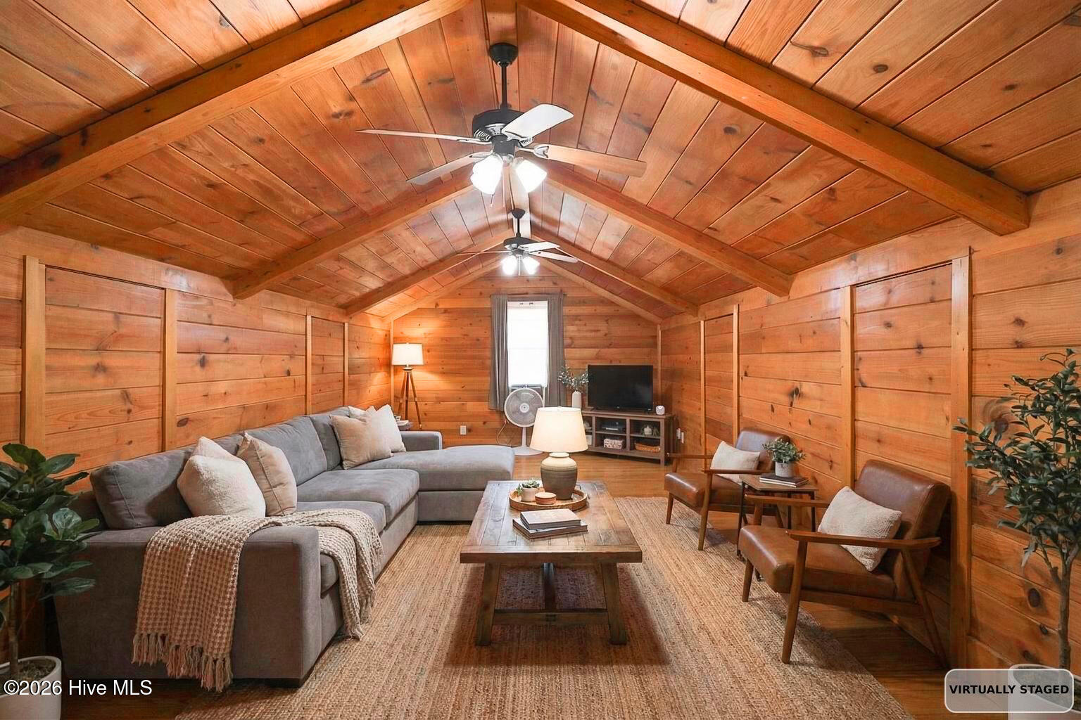 loftstaged2