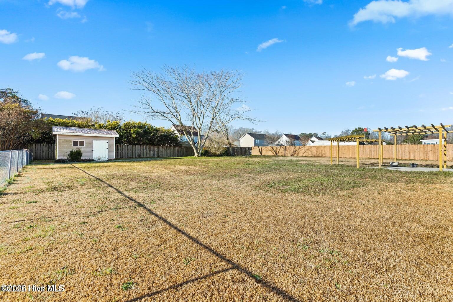 100562569 | Photo 16