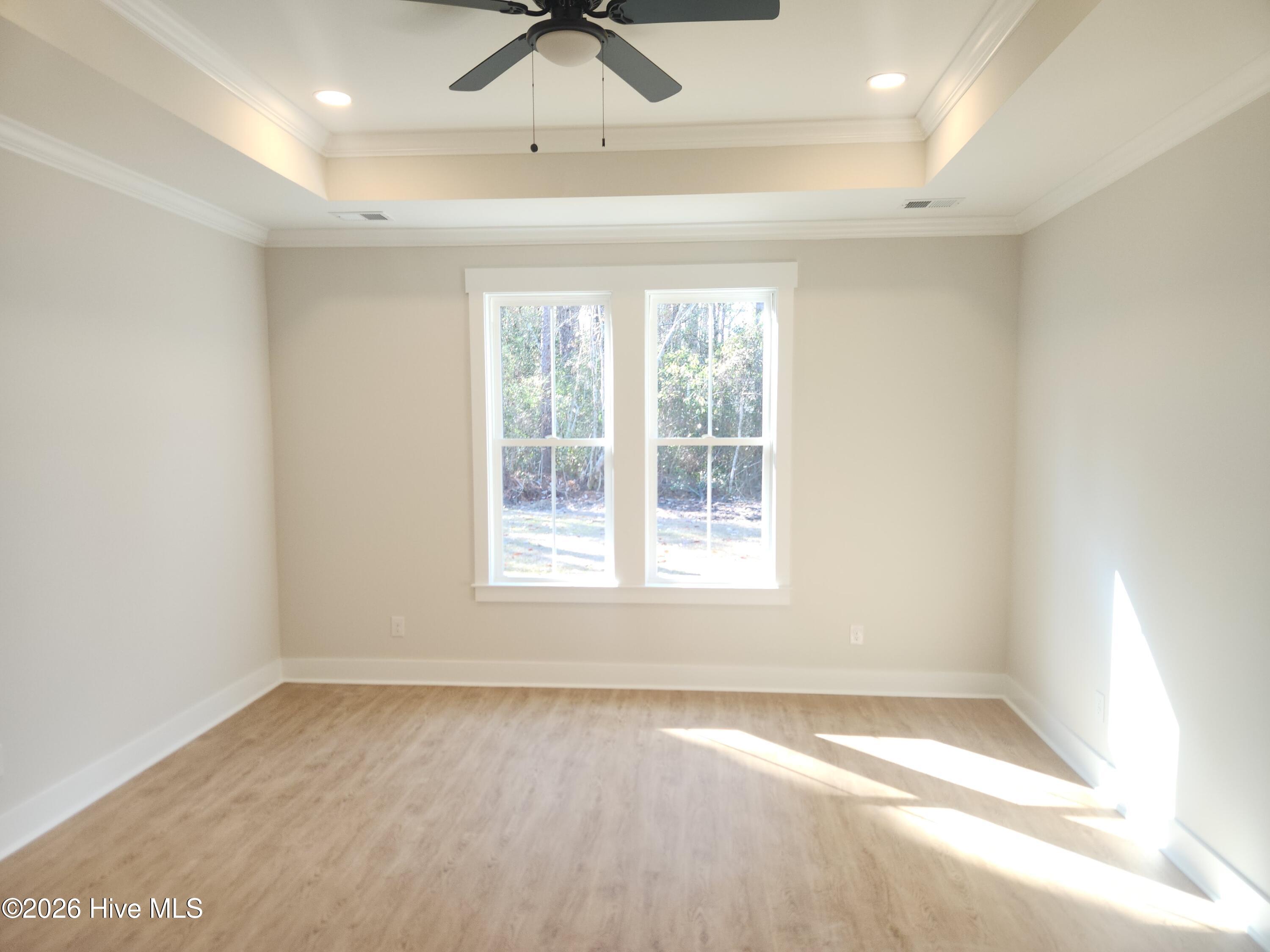 100545899 | Photo 24