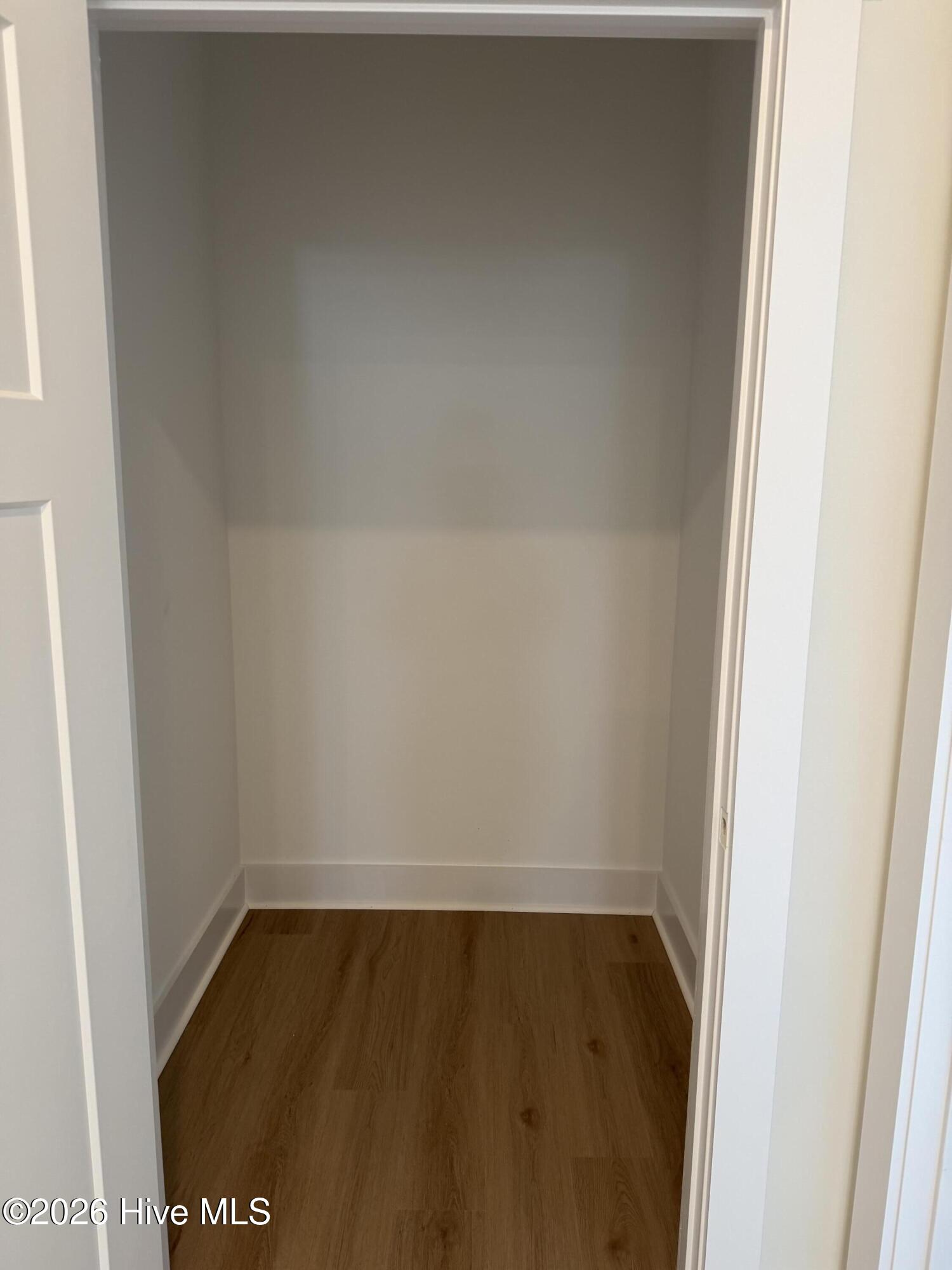 100559607 | Photo 37