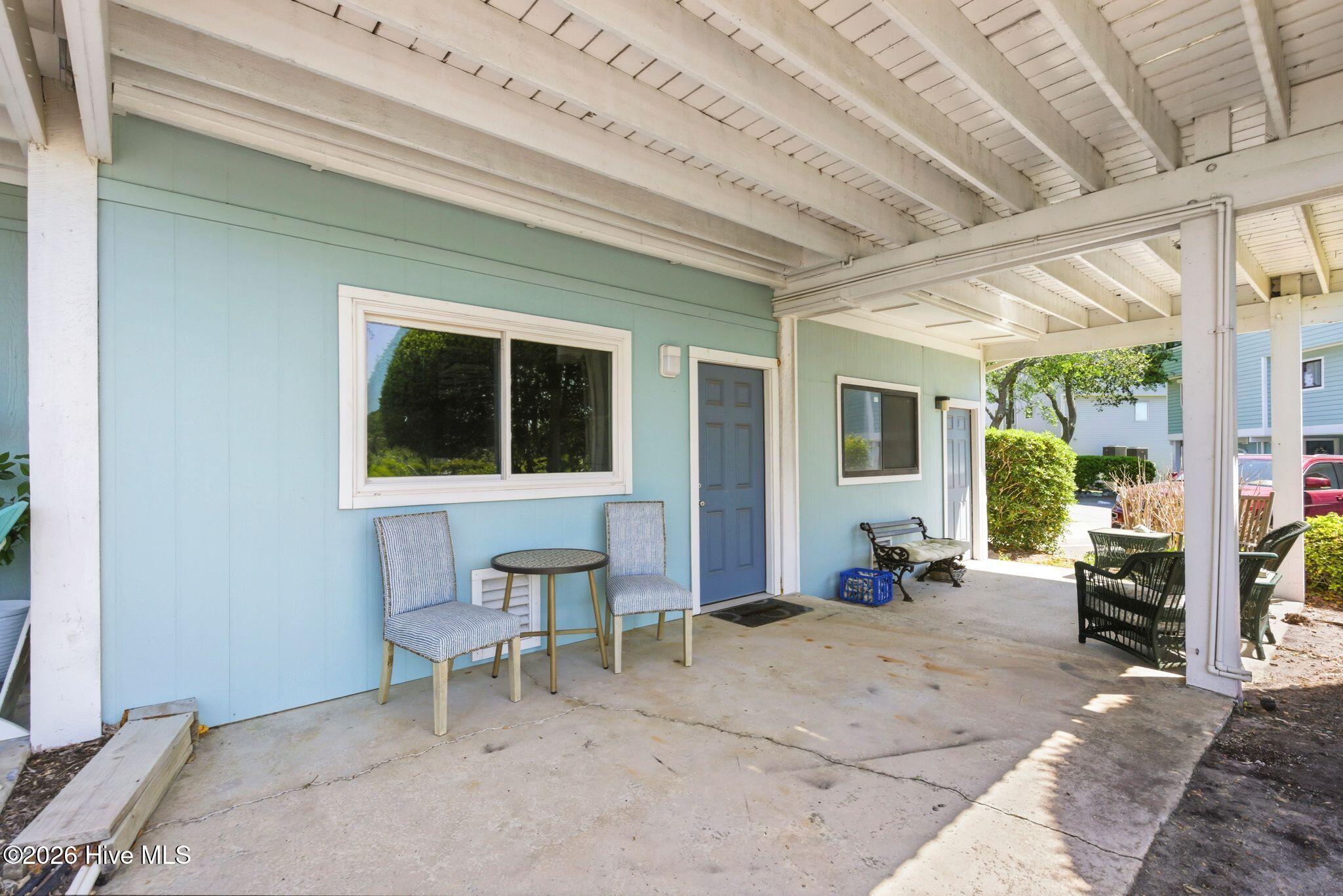 100568885 | Photo 40