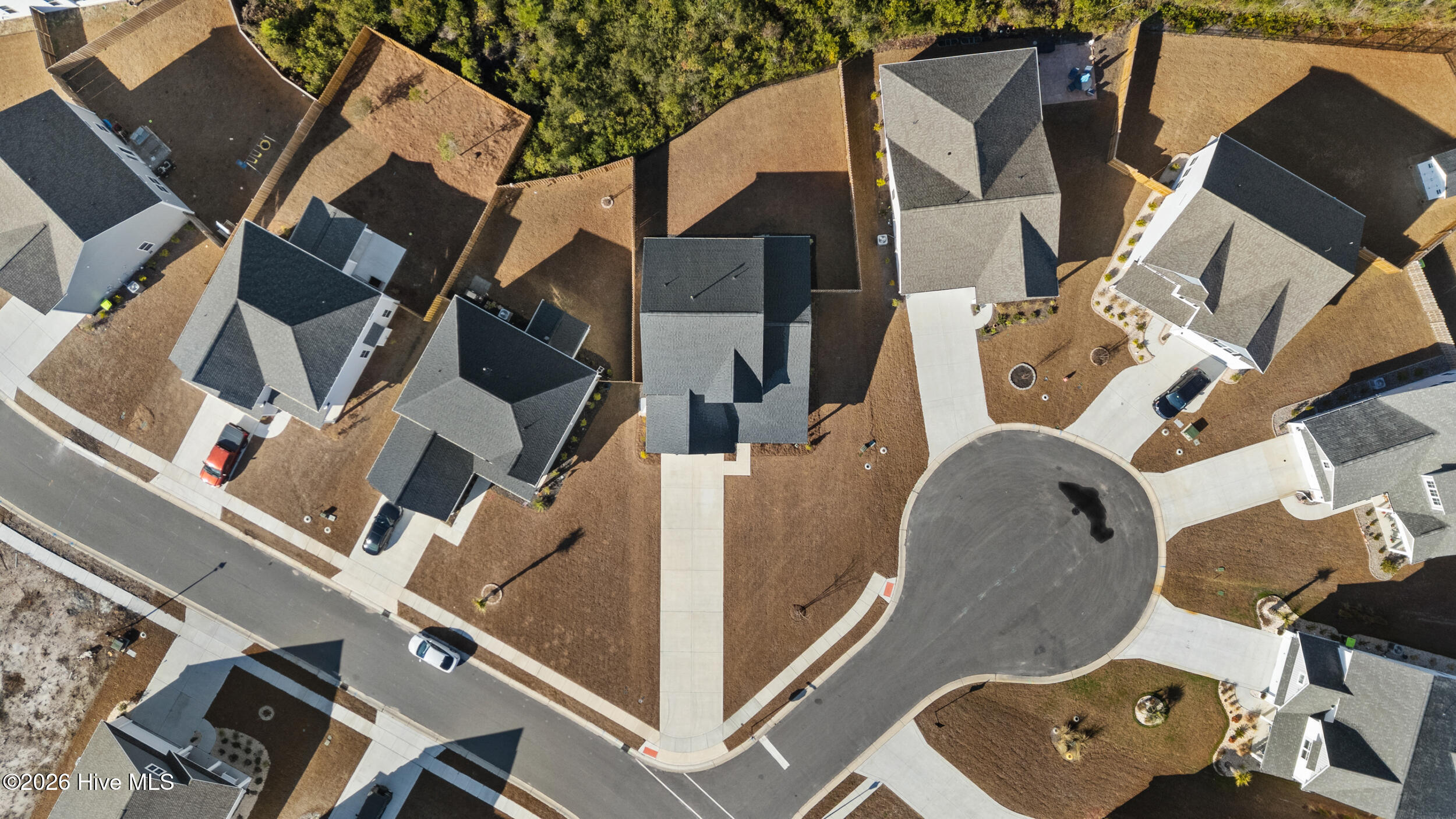 100548050 | Photo 46