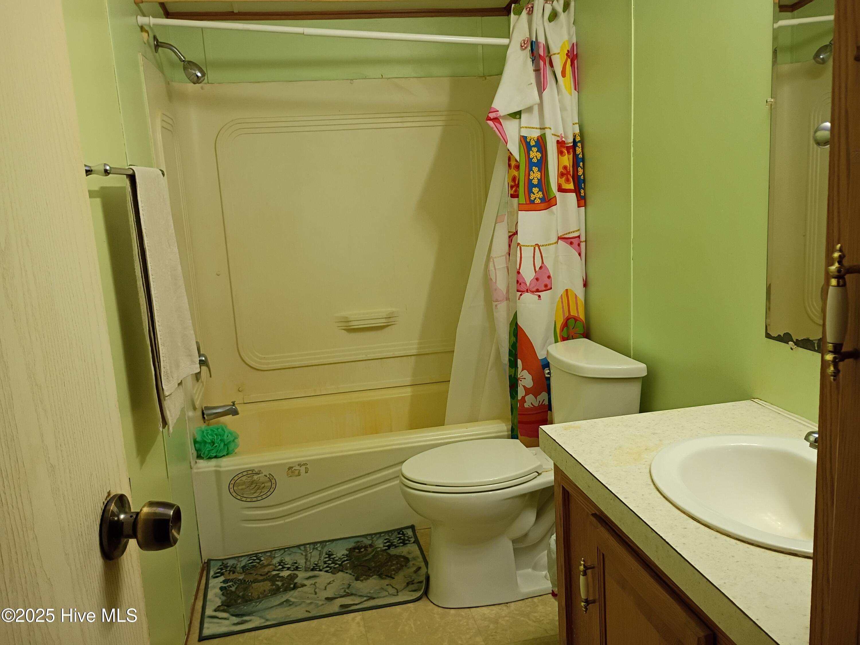 100522957 | Photo 15