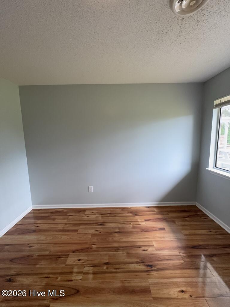 100564135 | Photo 14