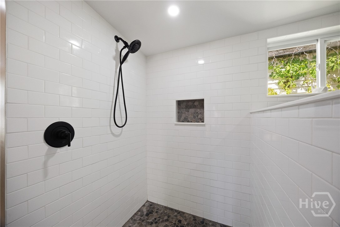 Guest House Bathroom