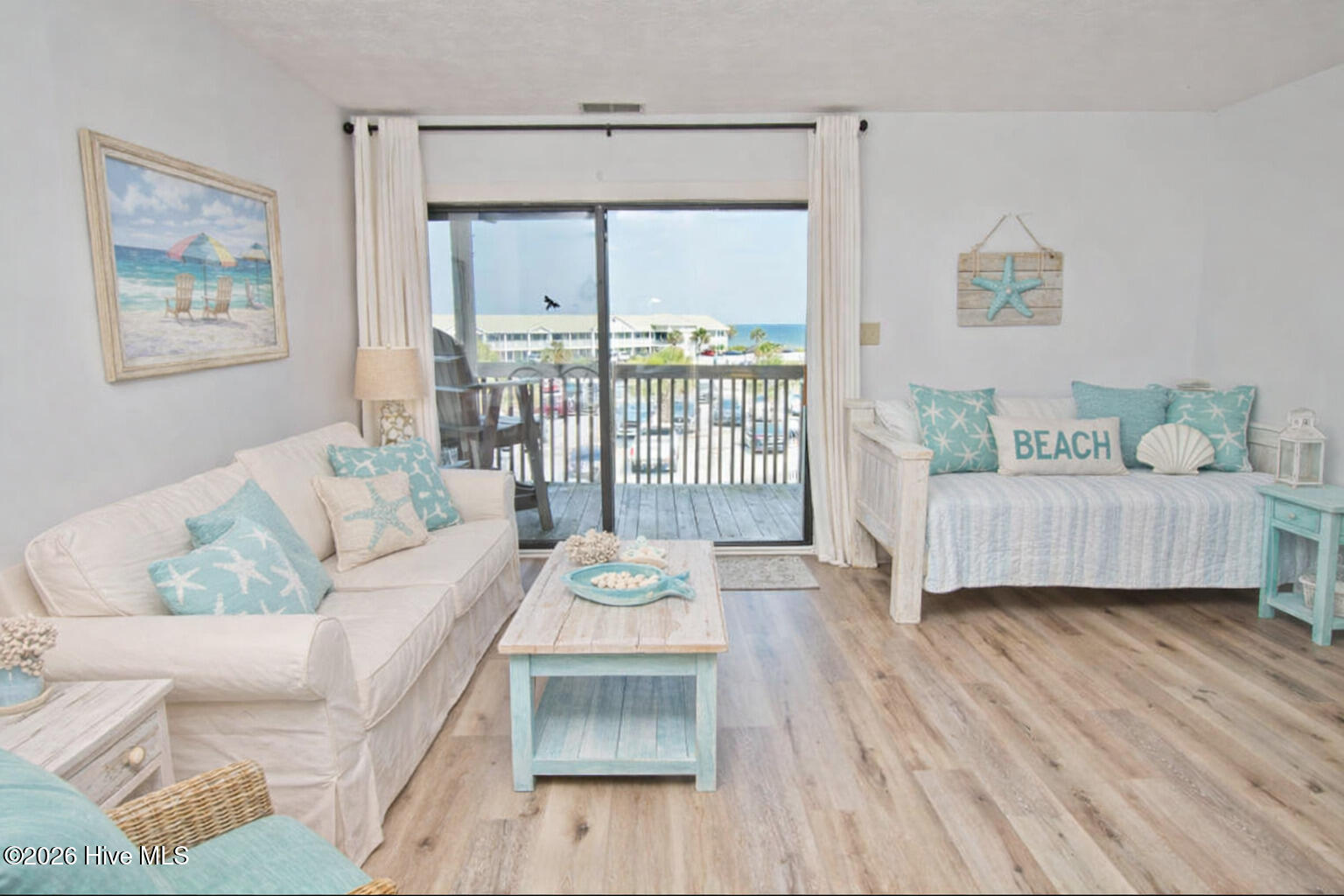 100516051 | Photo 27