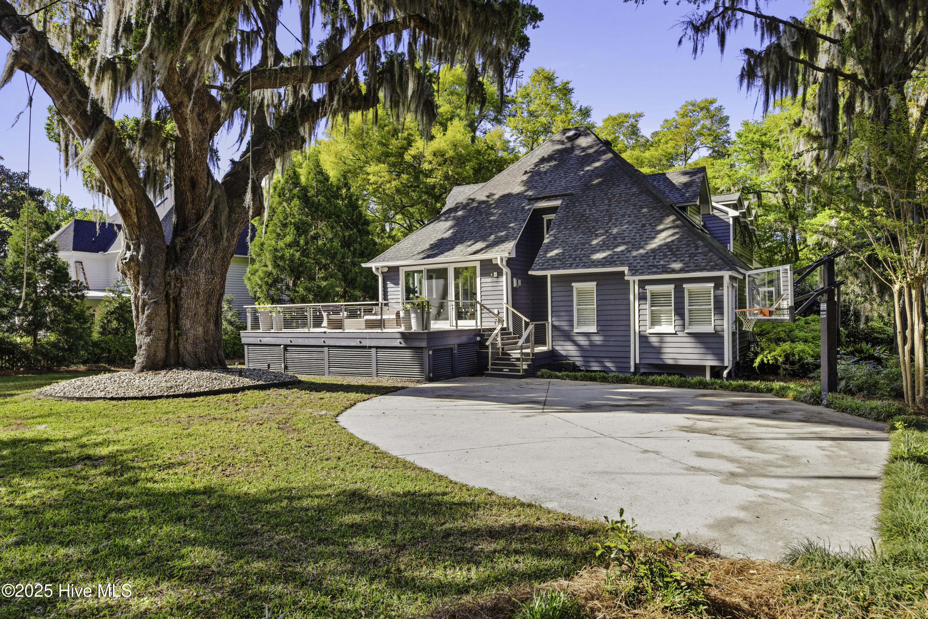 100555228 | Photo 67