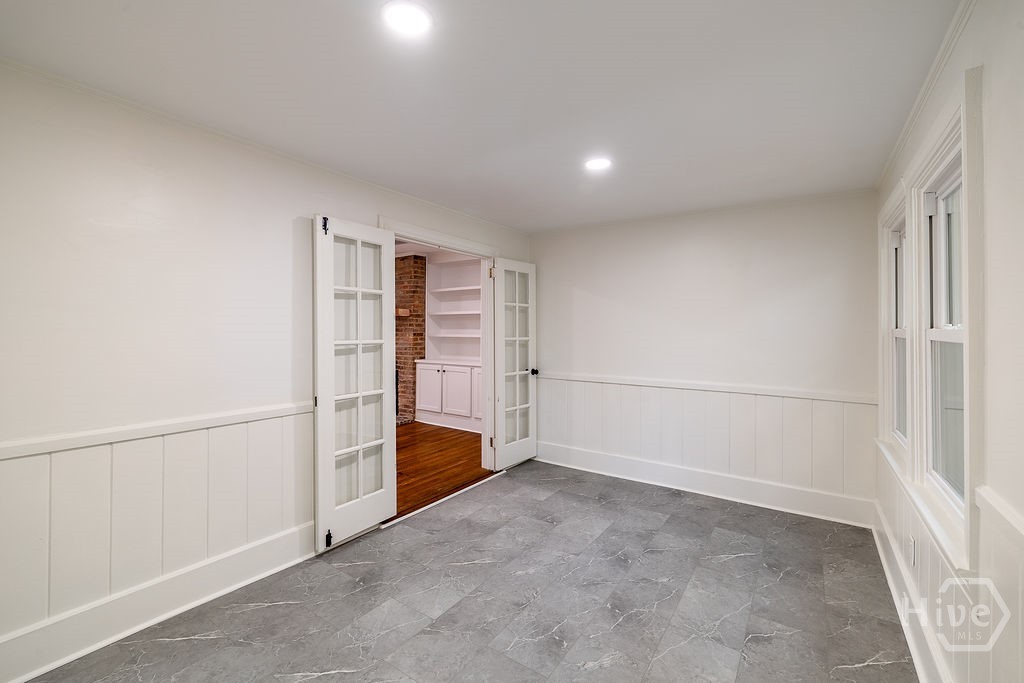 Mudroom or Sunroom