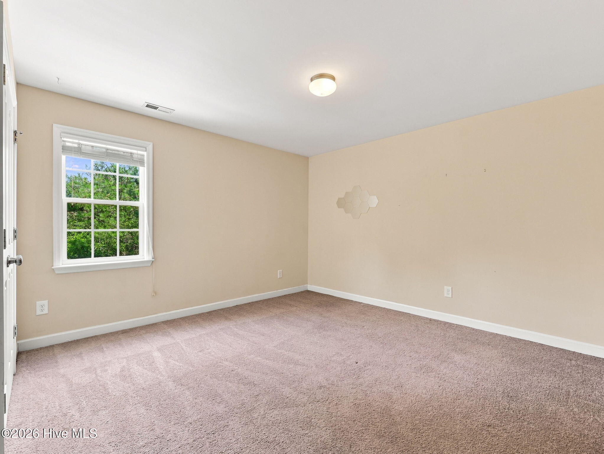 302 Squire Court,Maple Hill