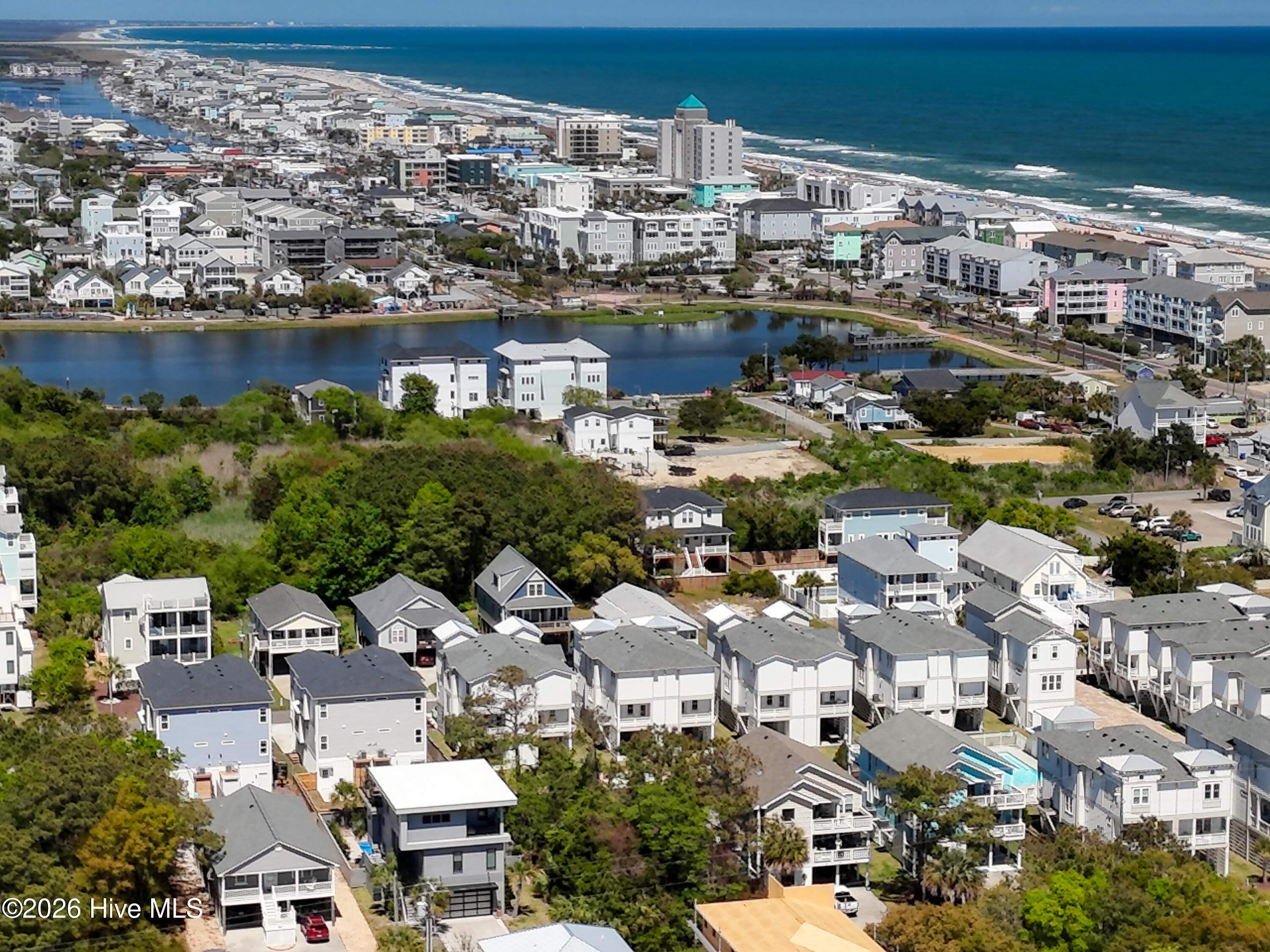 100567772 | Photo 28