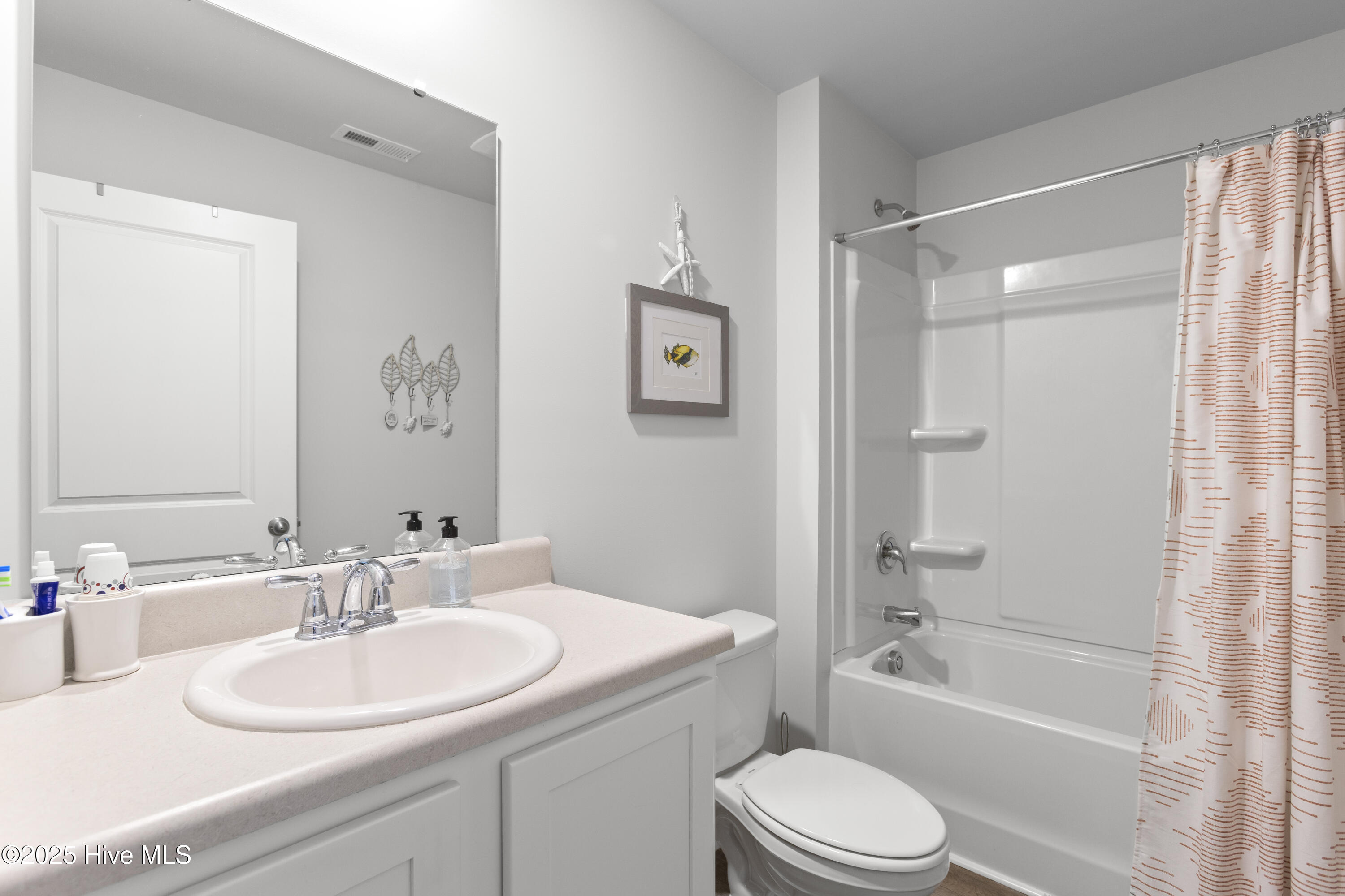 100511923 | Photo 17