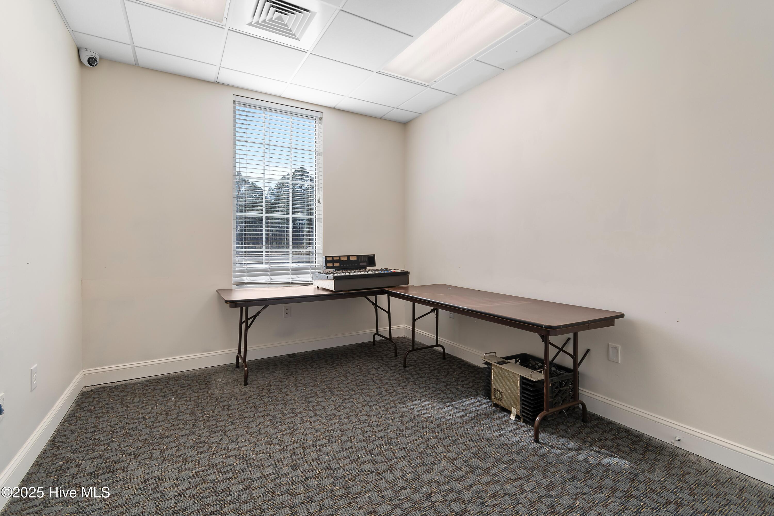 100491717 | Photo 22