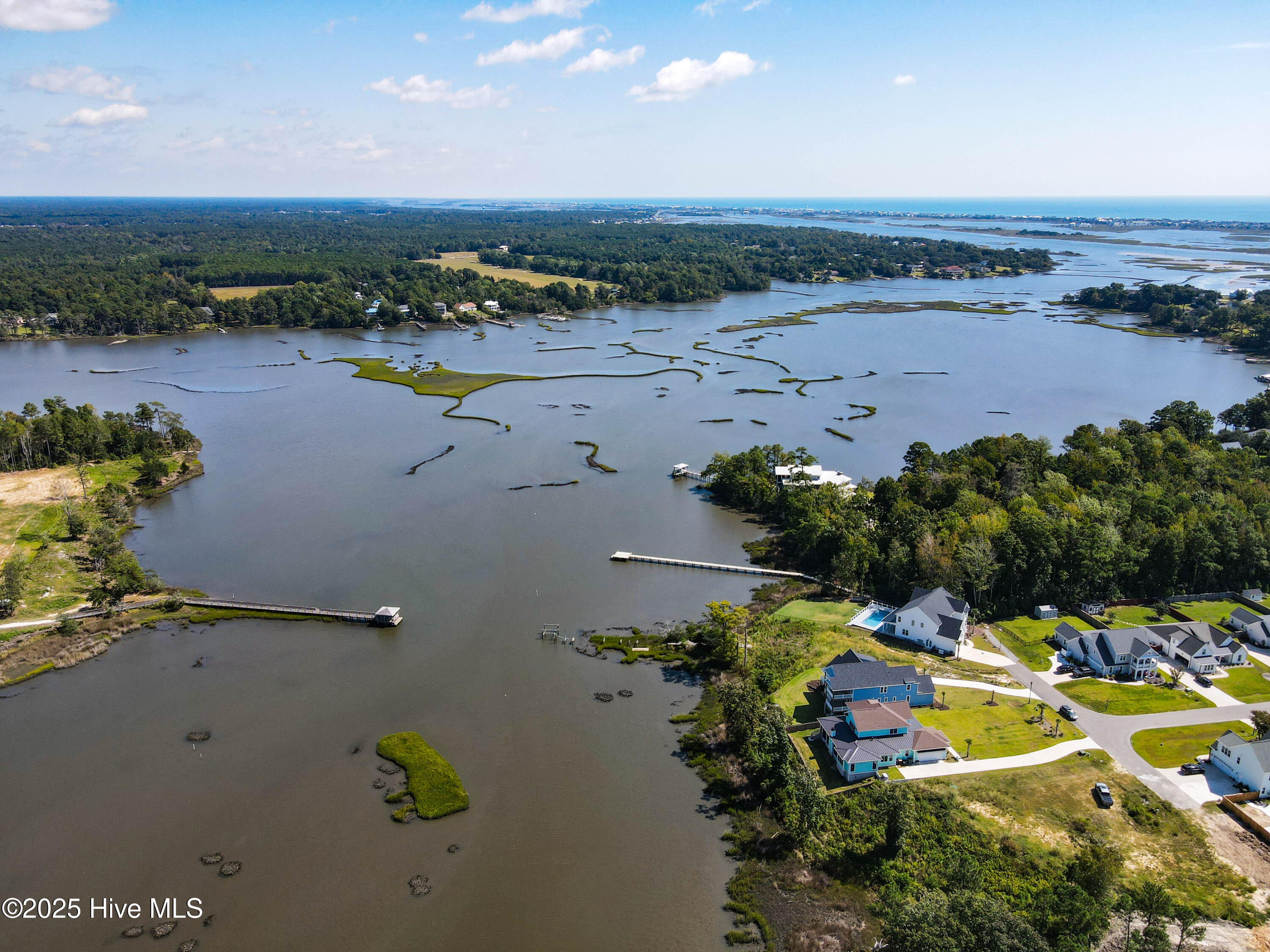 100539536 | Photo 143