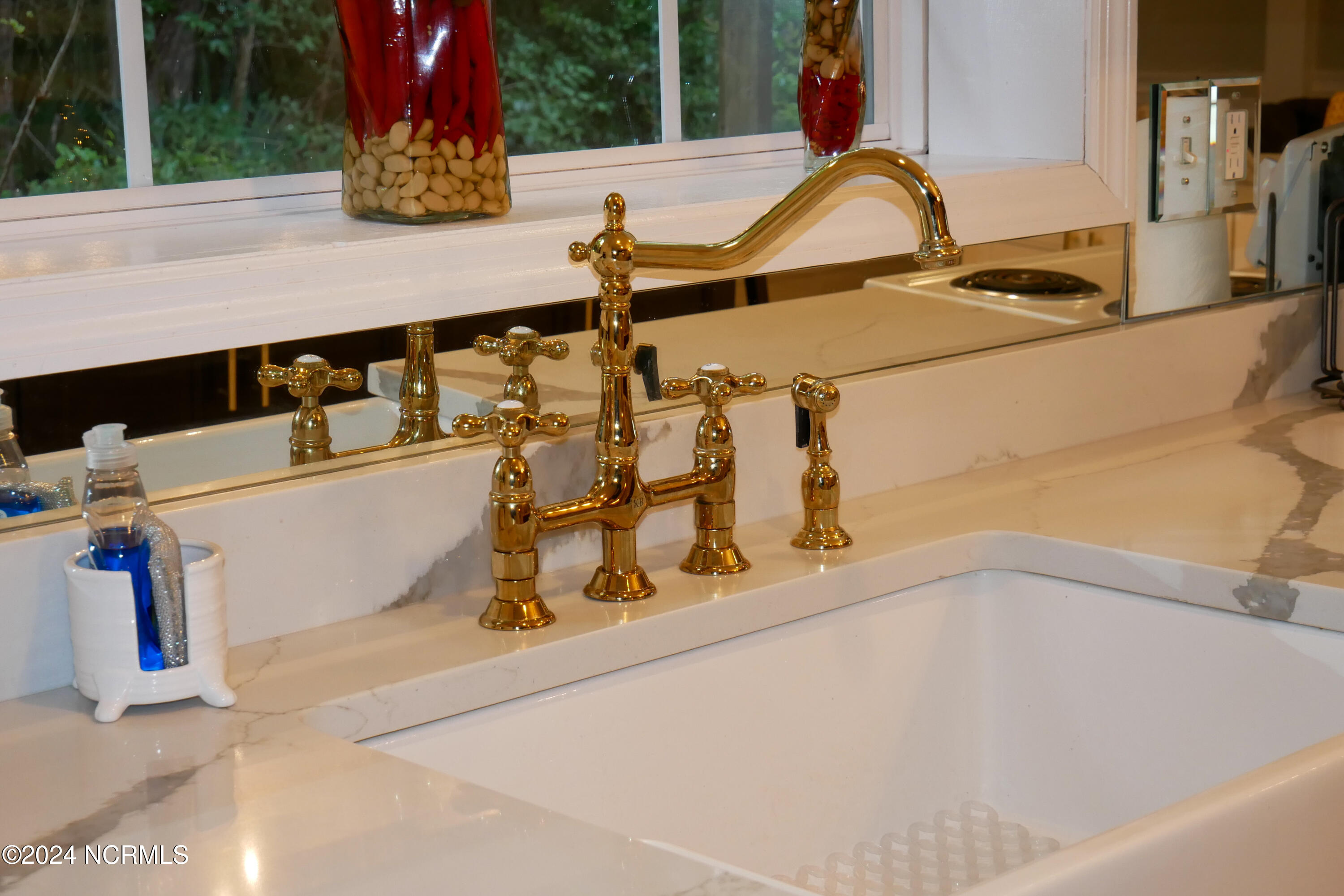 100558799 | Photo 15