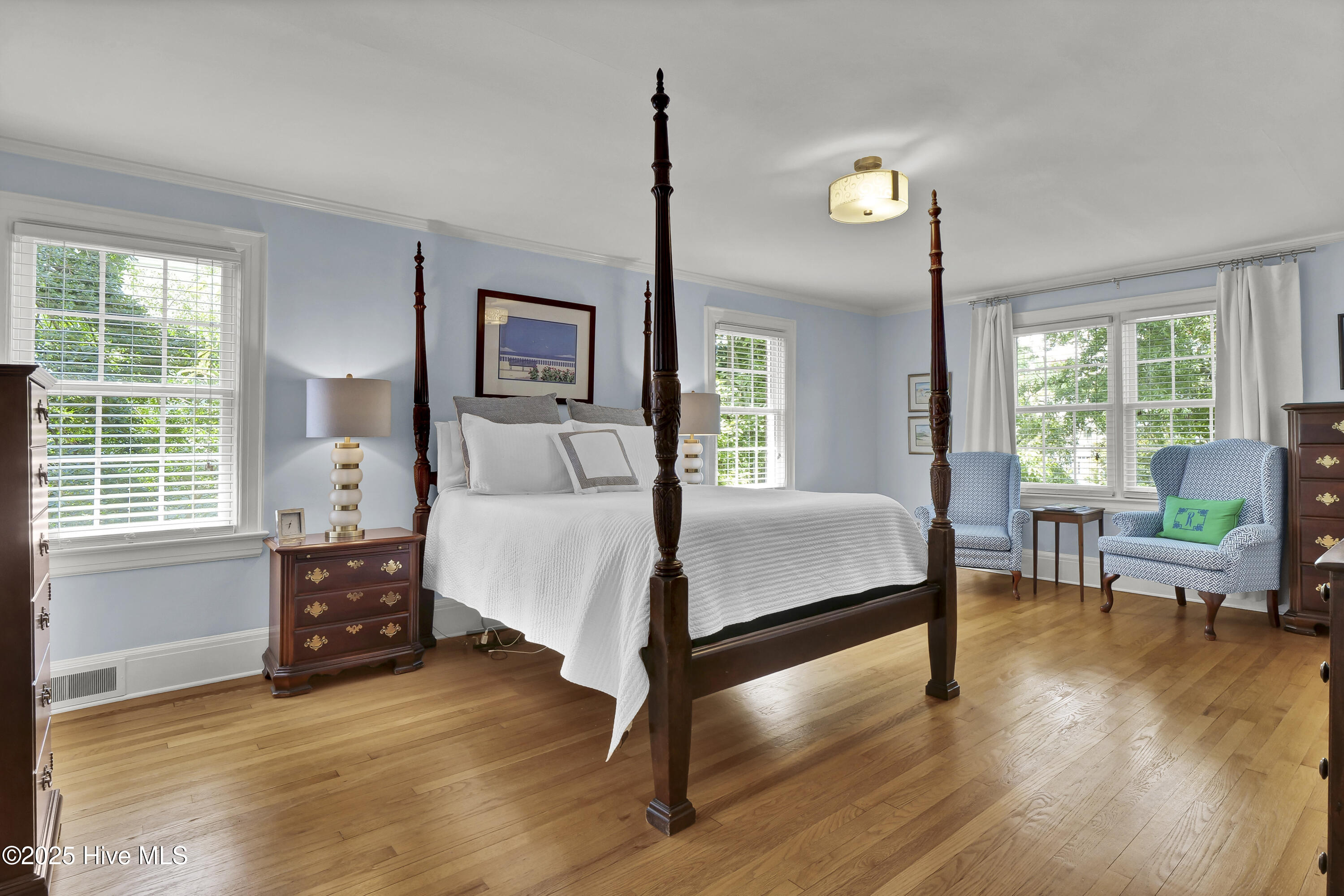 100557431 | Photo 15