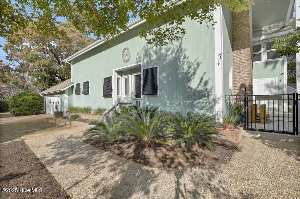 Homes for sale in Hampstead, NC | 2001 Cordgrass Rd, Hampstead, NC 28443 | MLS# 100542503