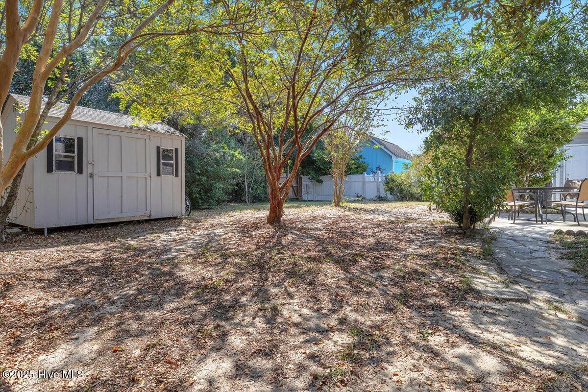 100532549 | Photo 35