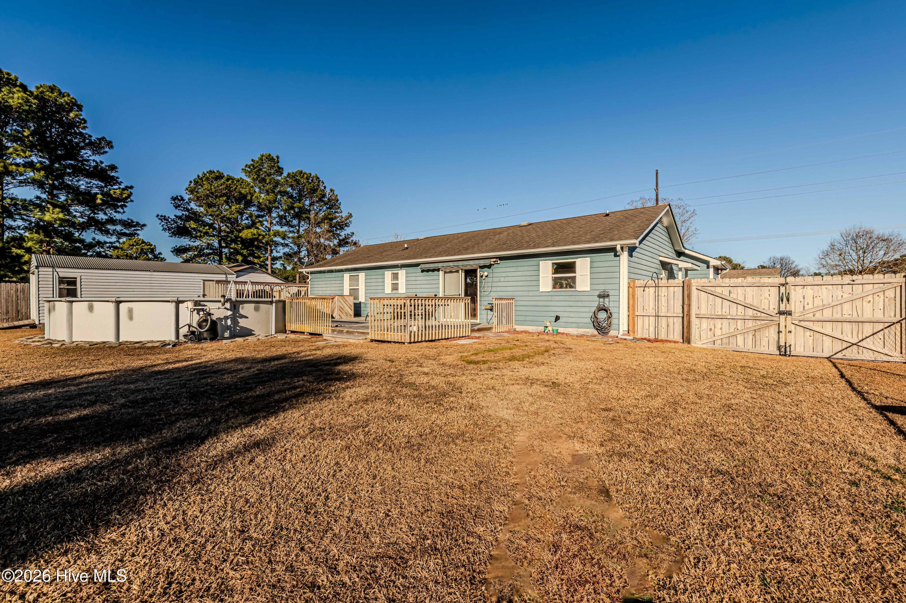 100550368 | Photo 45