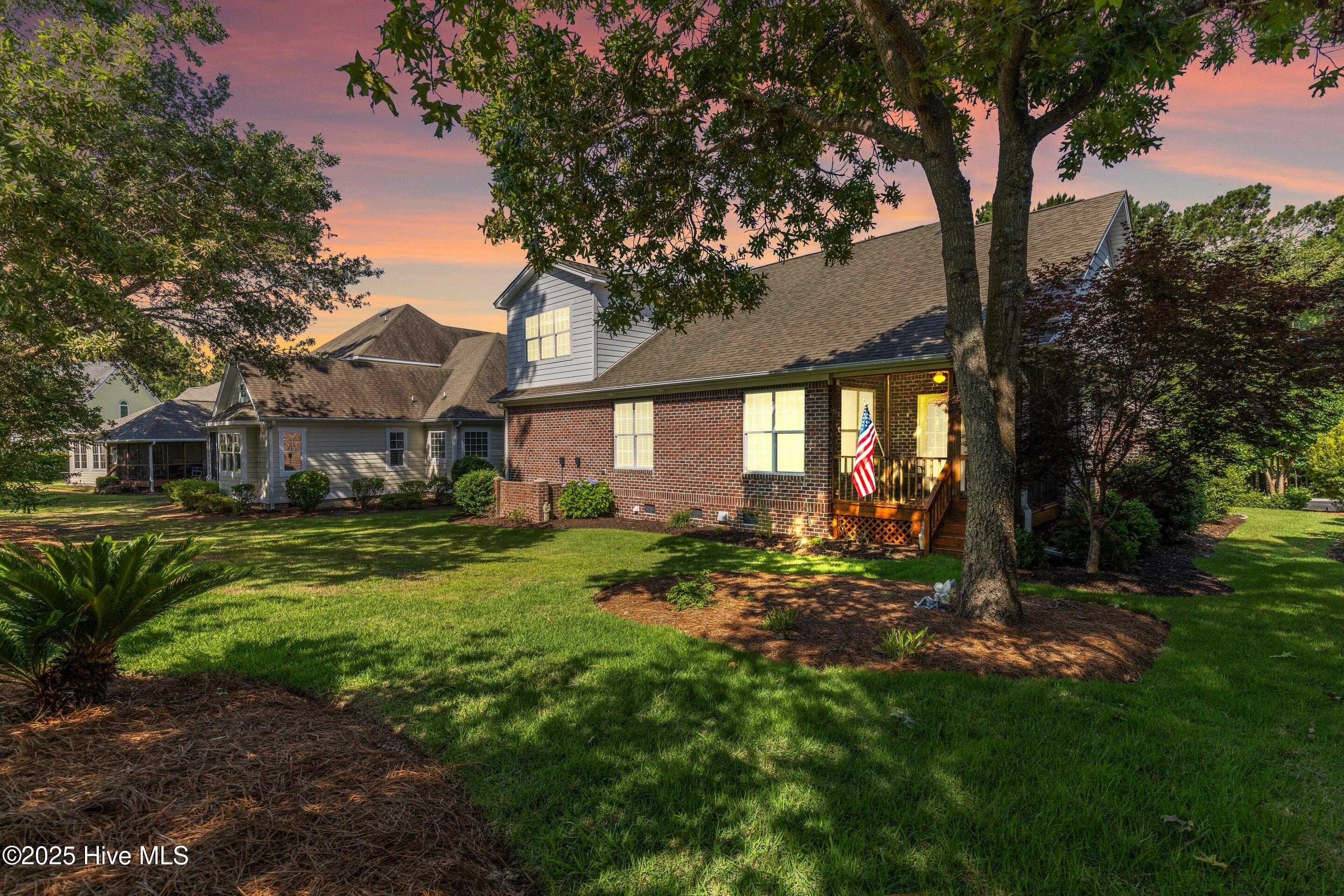 100514713 | Photo 62