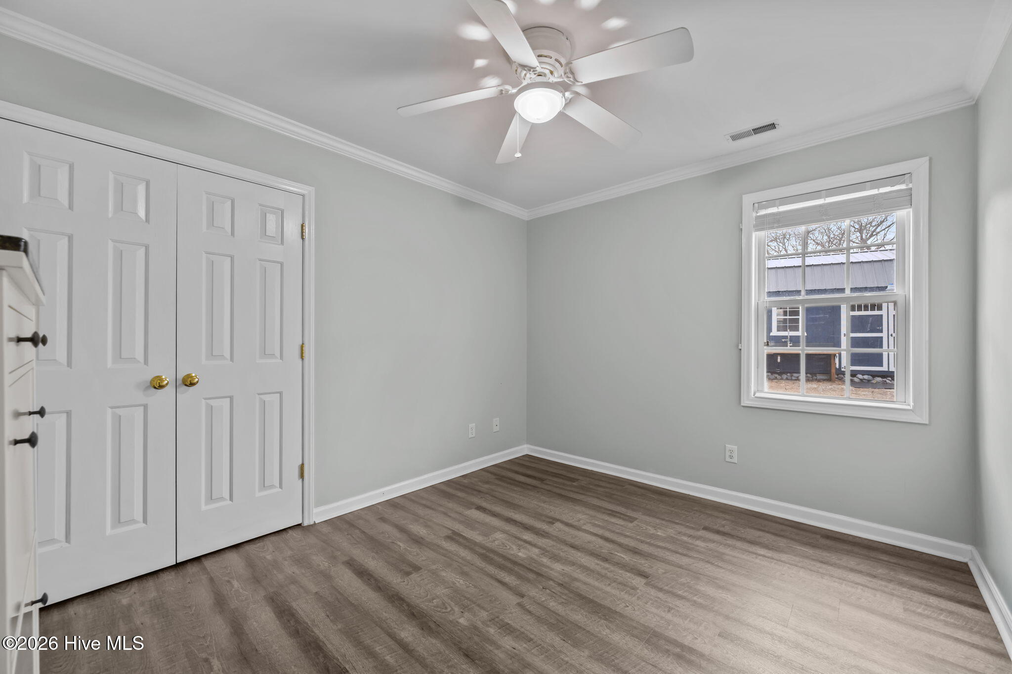 100556265 | Photo 22