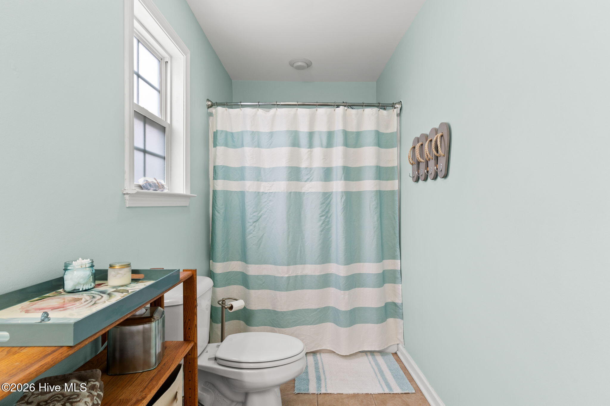 100560273 | Photo 30