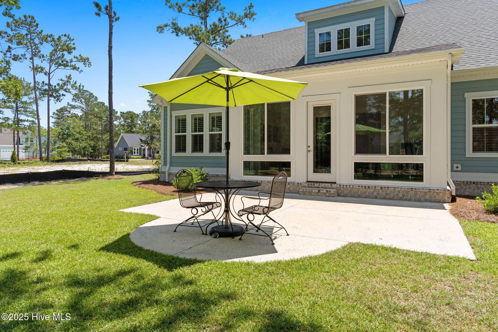 100516887 | Photo 76