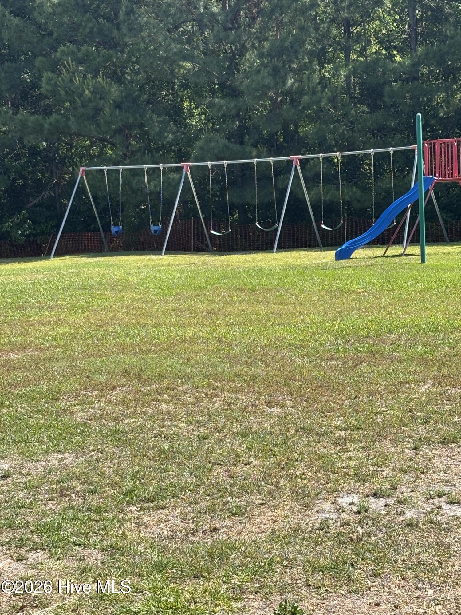100574962 | Photo 25