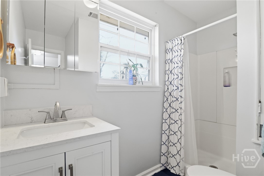 220 Pinecrest Place