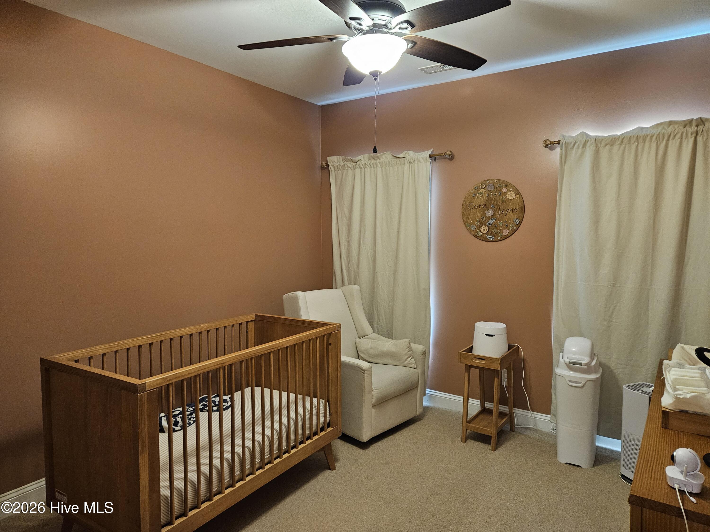 100568261 | Photo 18