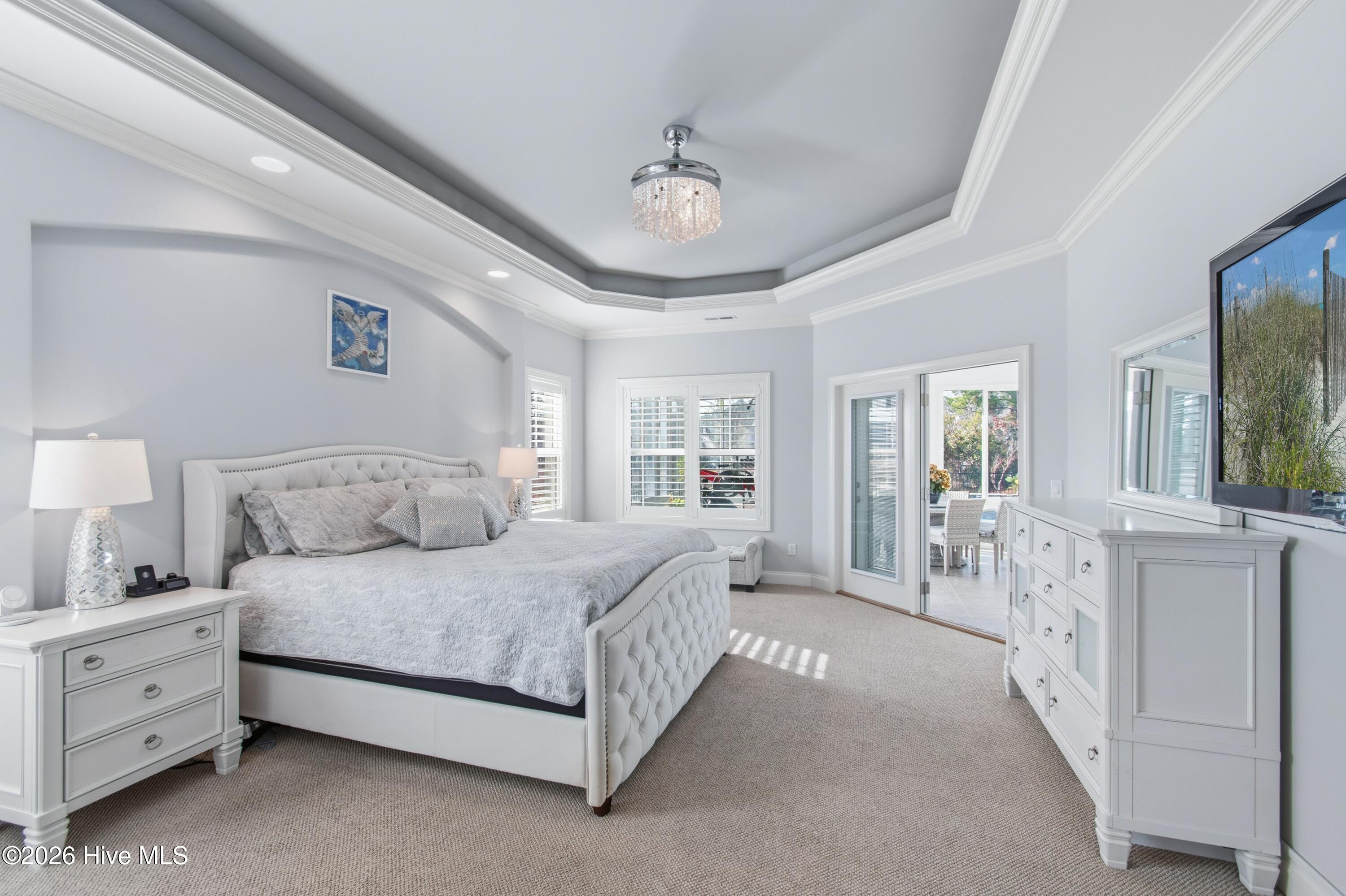 100548705 | Photo 38