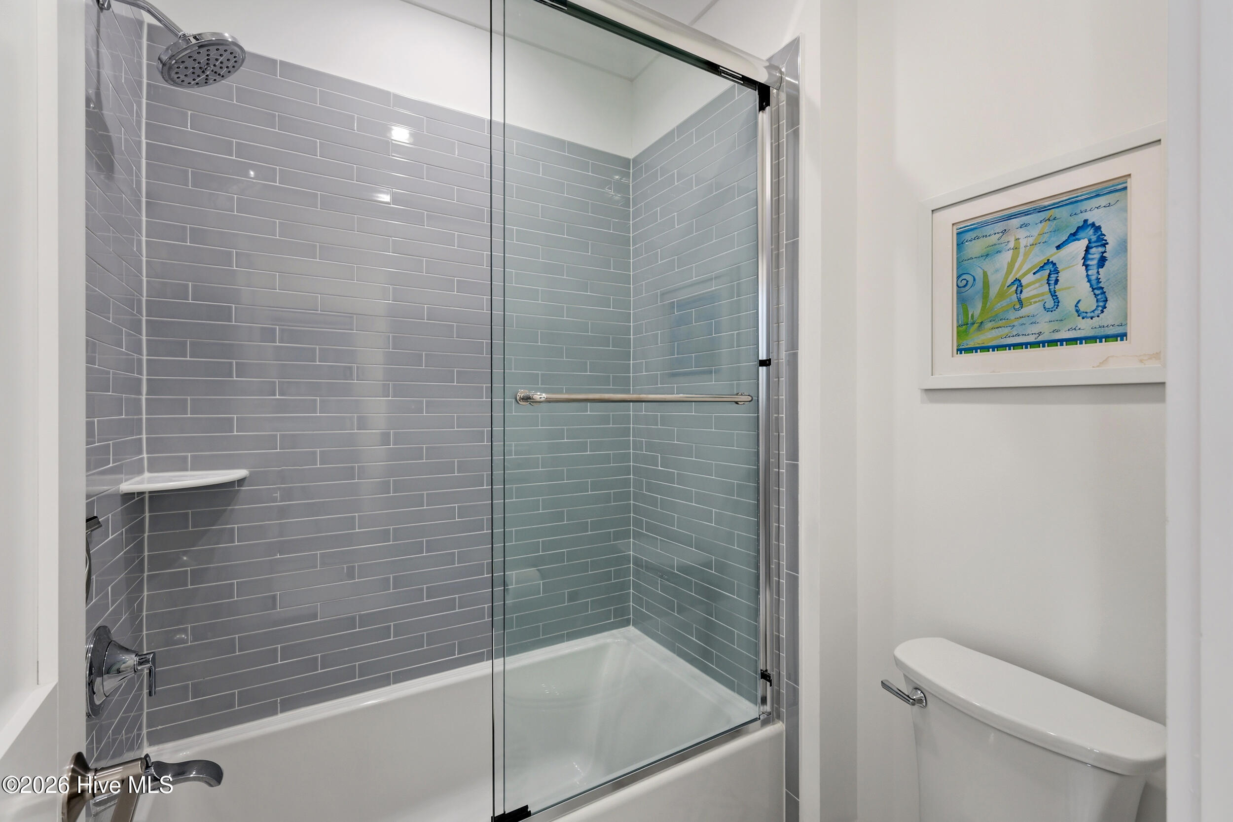 100558657 | Photo 47