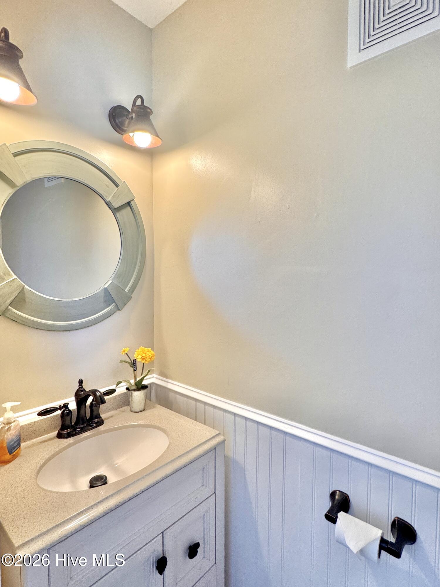 8801 Reed Drive UNIT 208n, Emerald Isle, NC, 28594