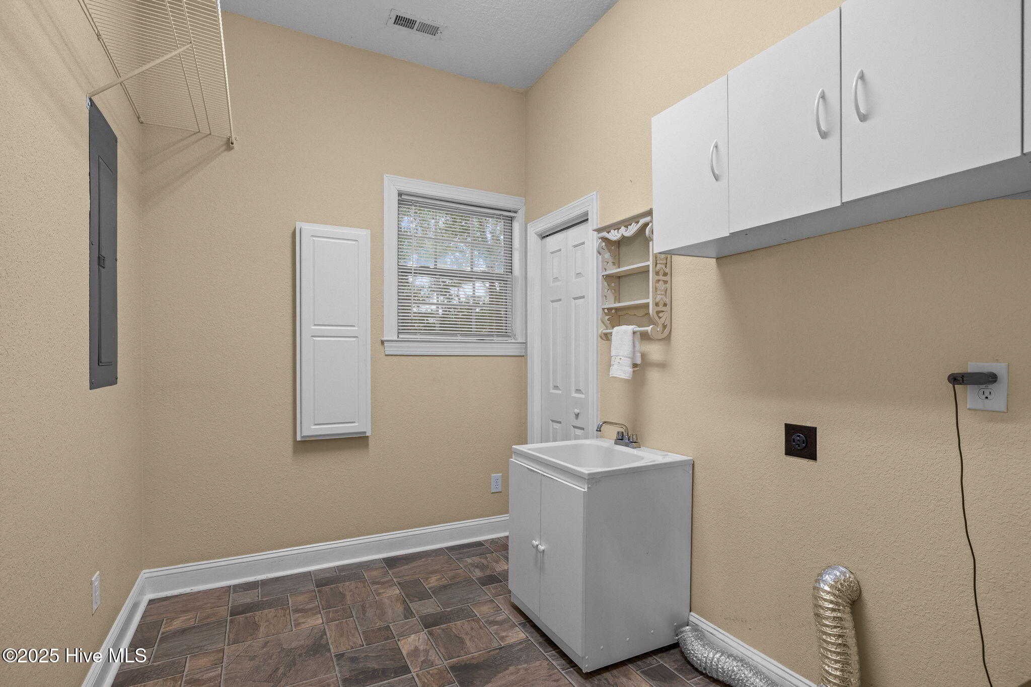 109 Sun Burst Circle, Cedar Point, NC, 28584