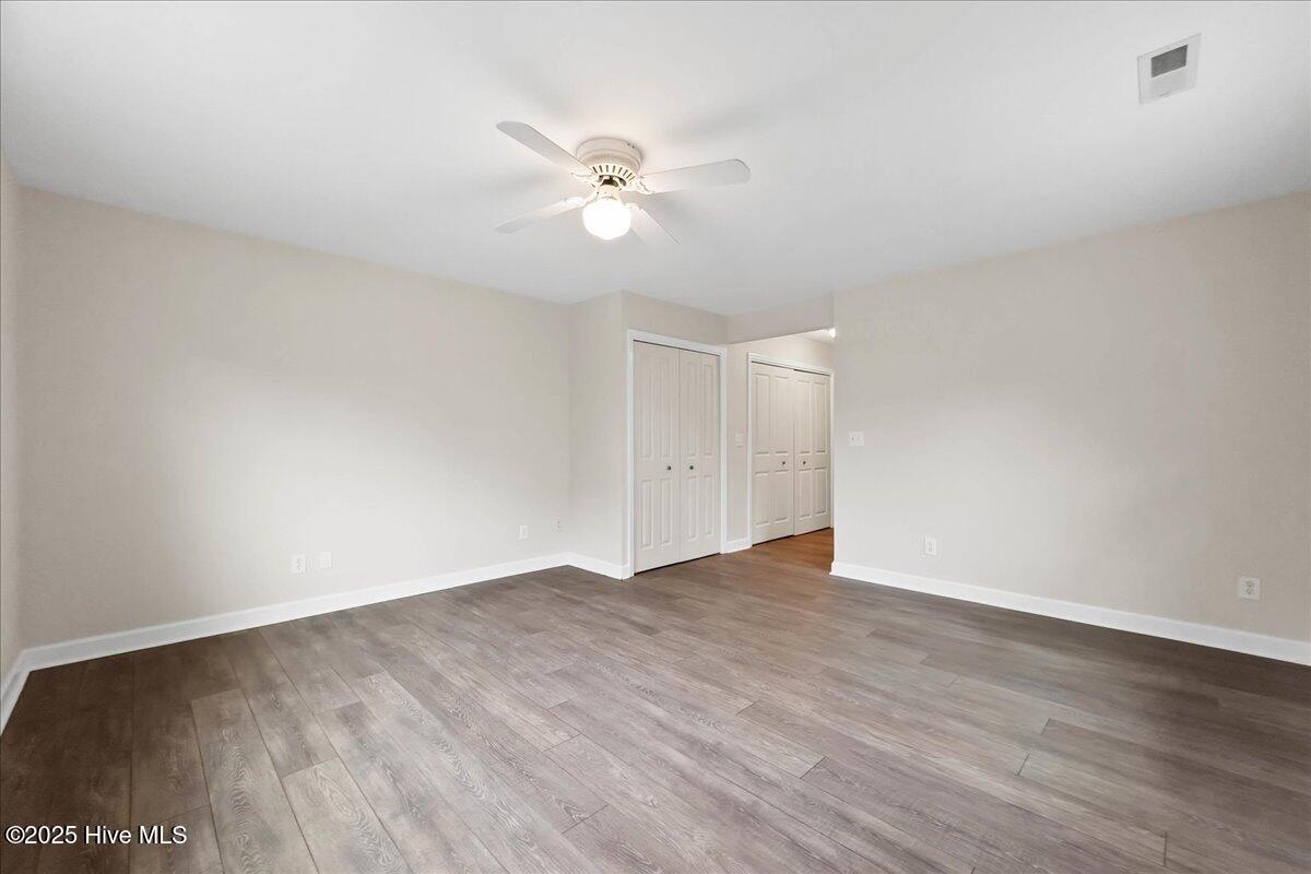 100512296 | Photo 24