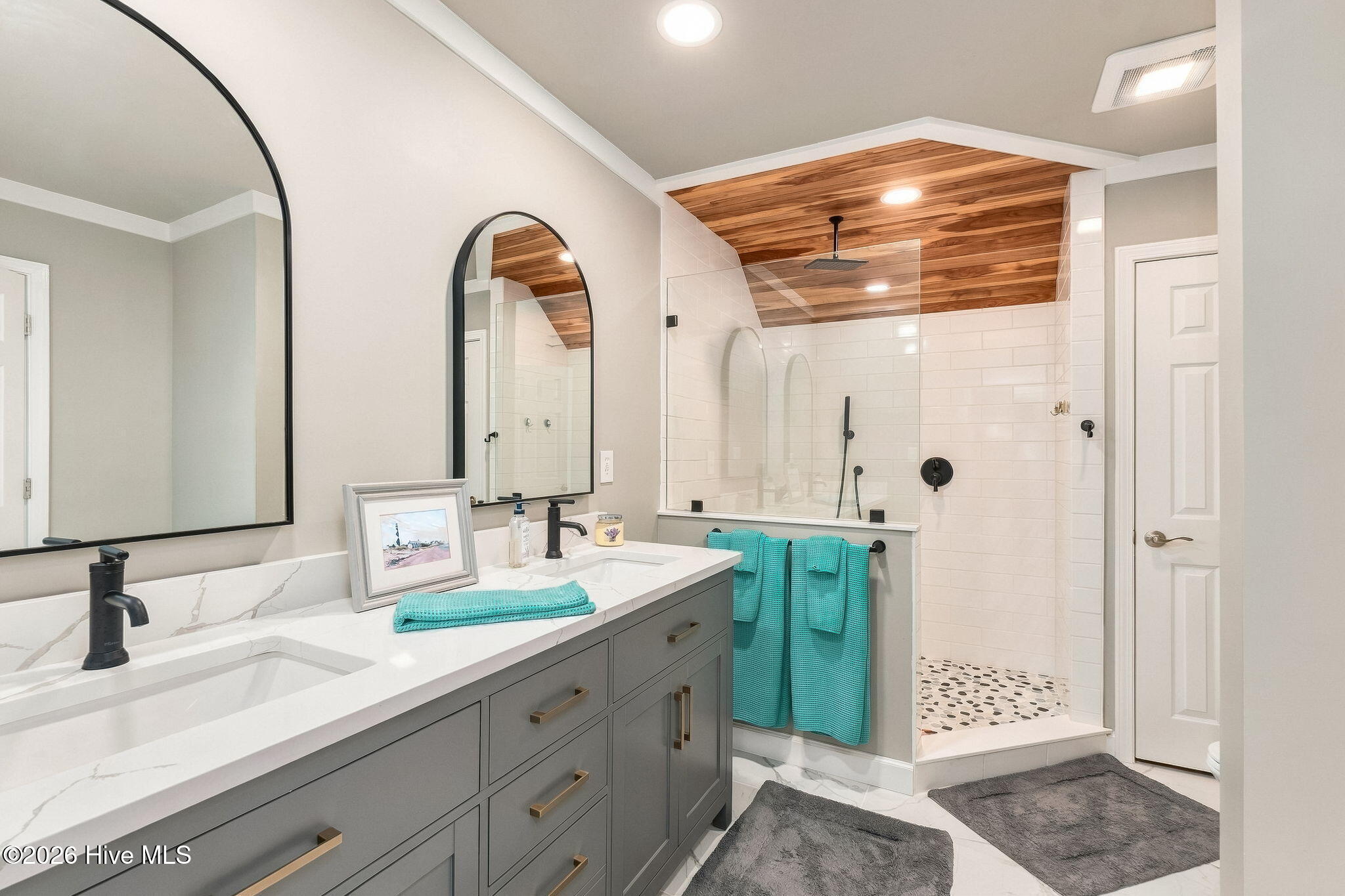 165 Cedar Lane,Newport