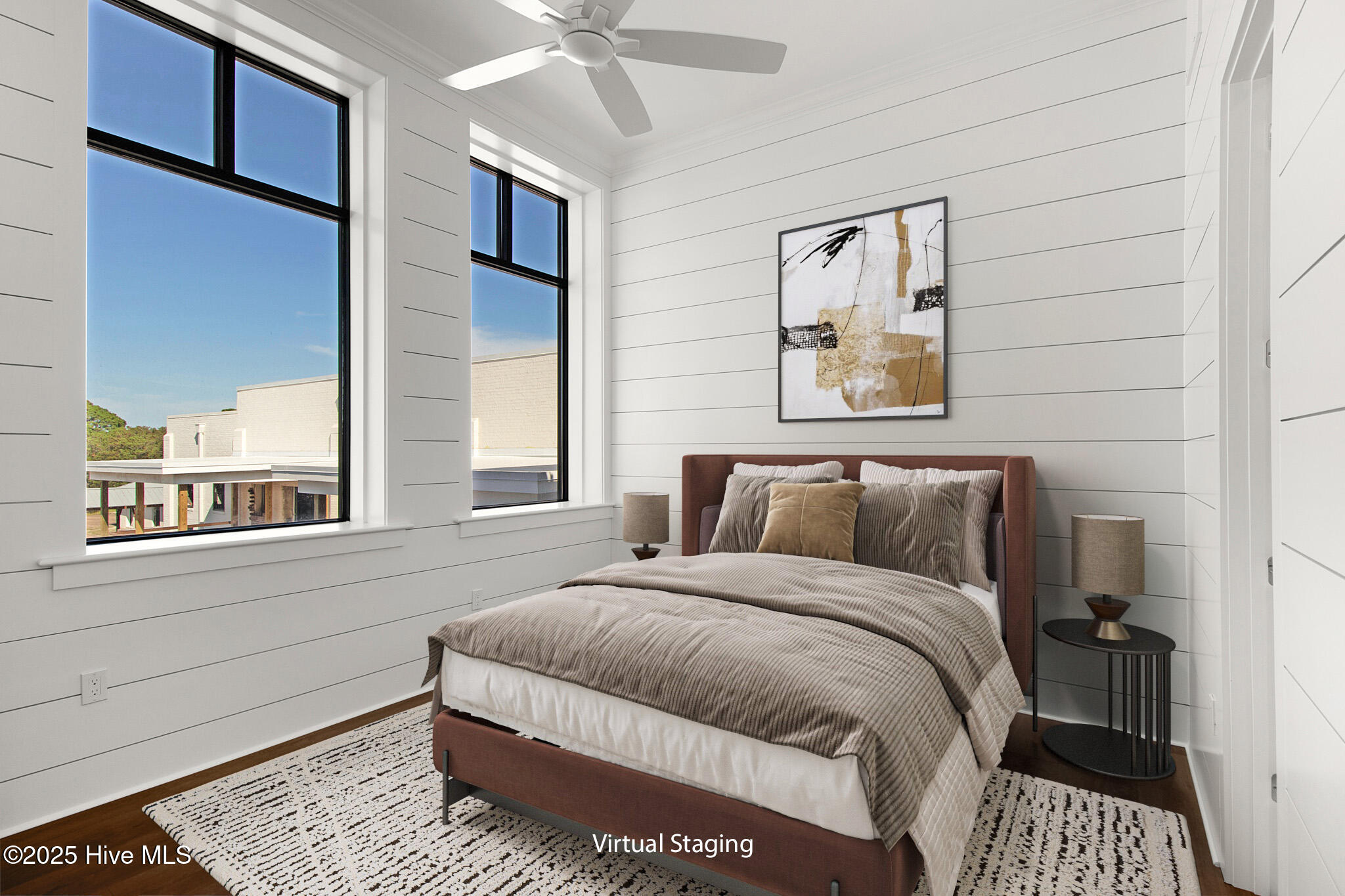 Primary Suite w/ Full Bath