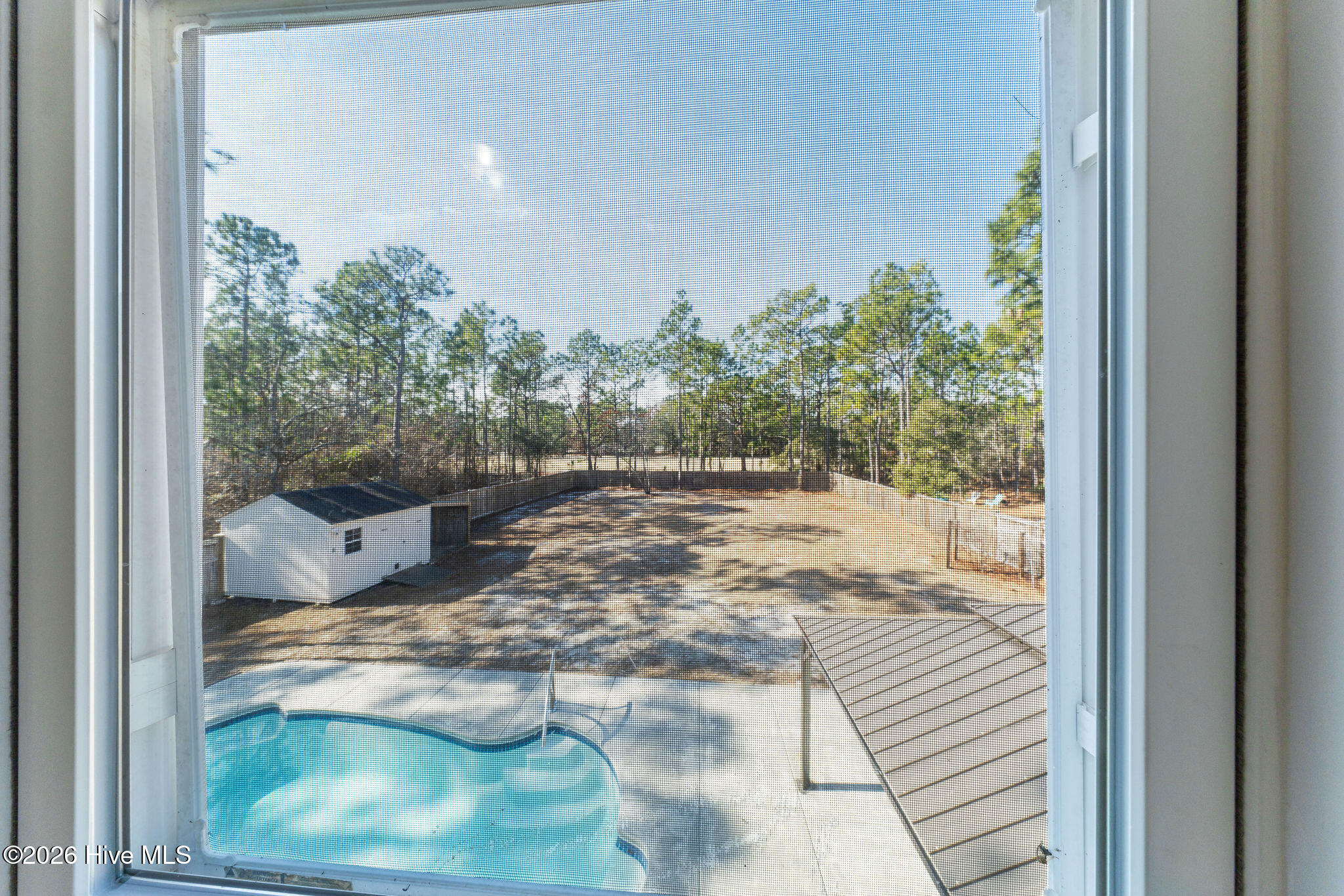 100548283 | Photo 27