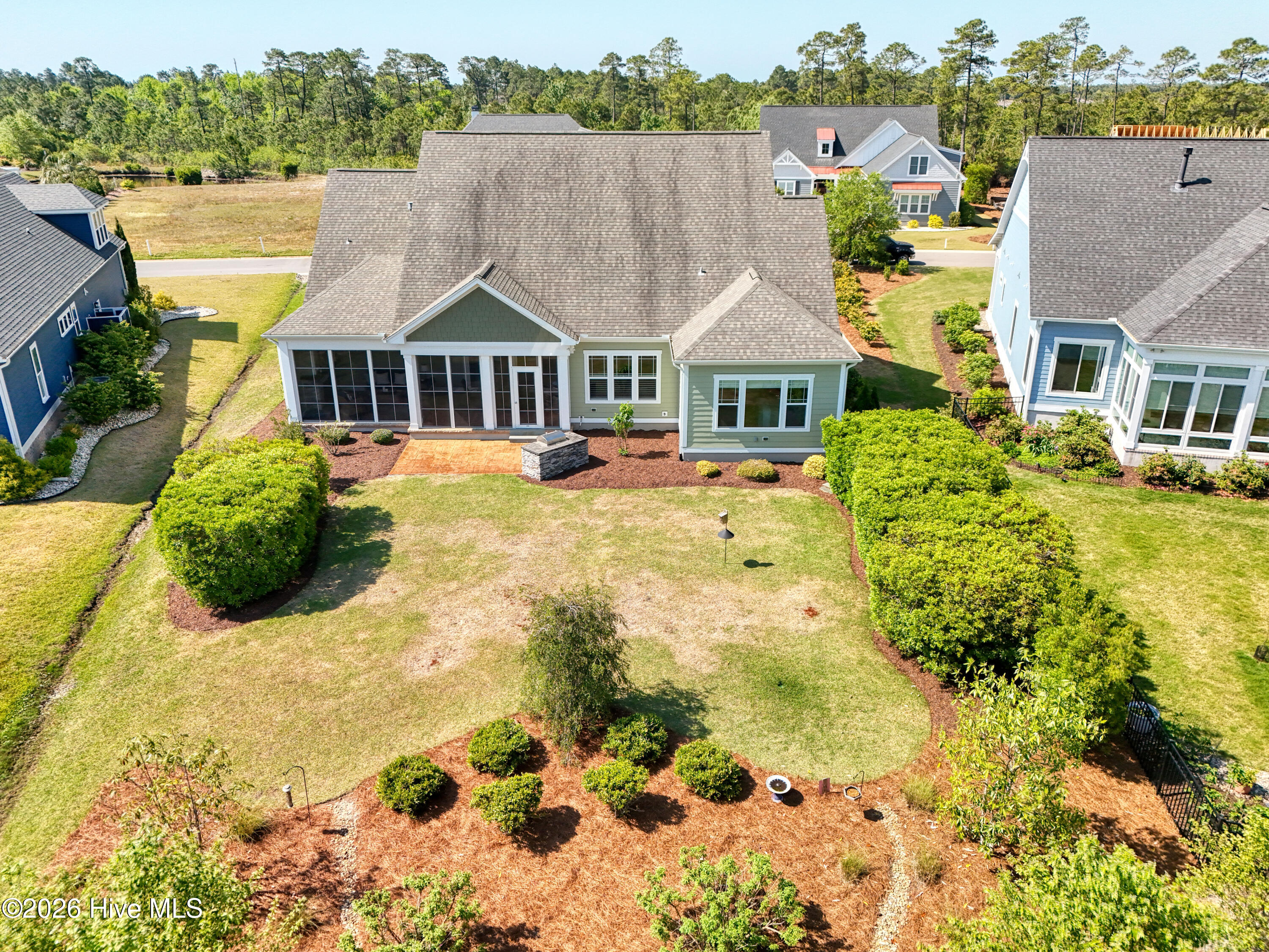 100569596 | Photo 60