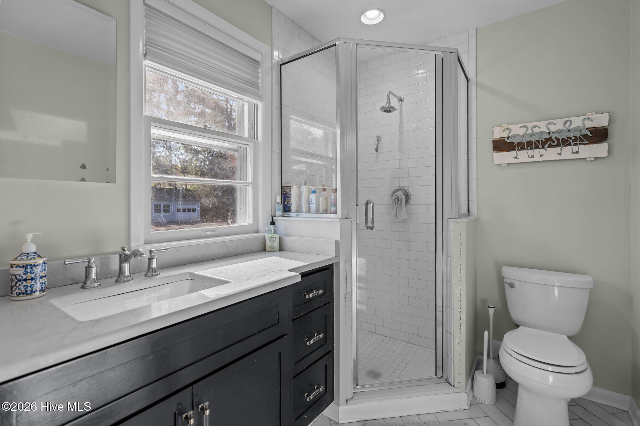 100525803 | Photo 31