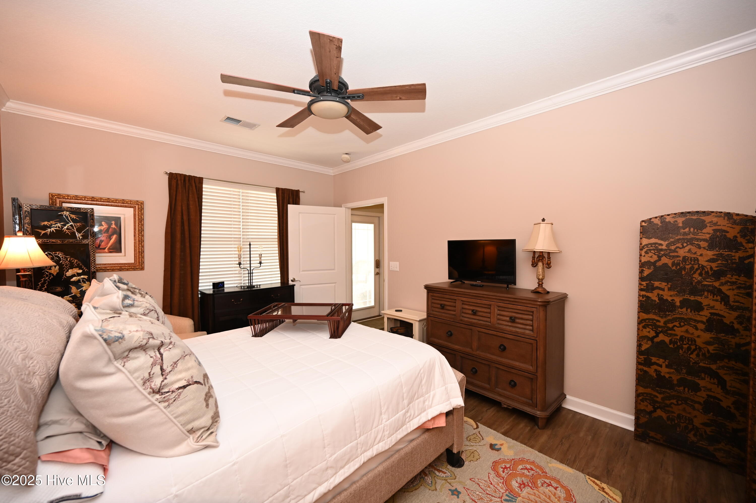 100547071 | Photo 15