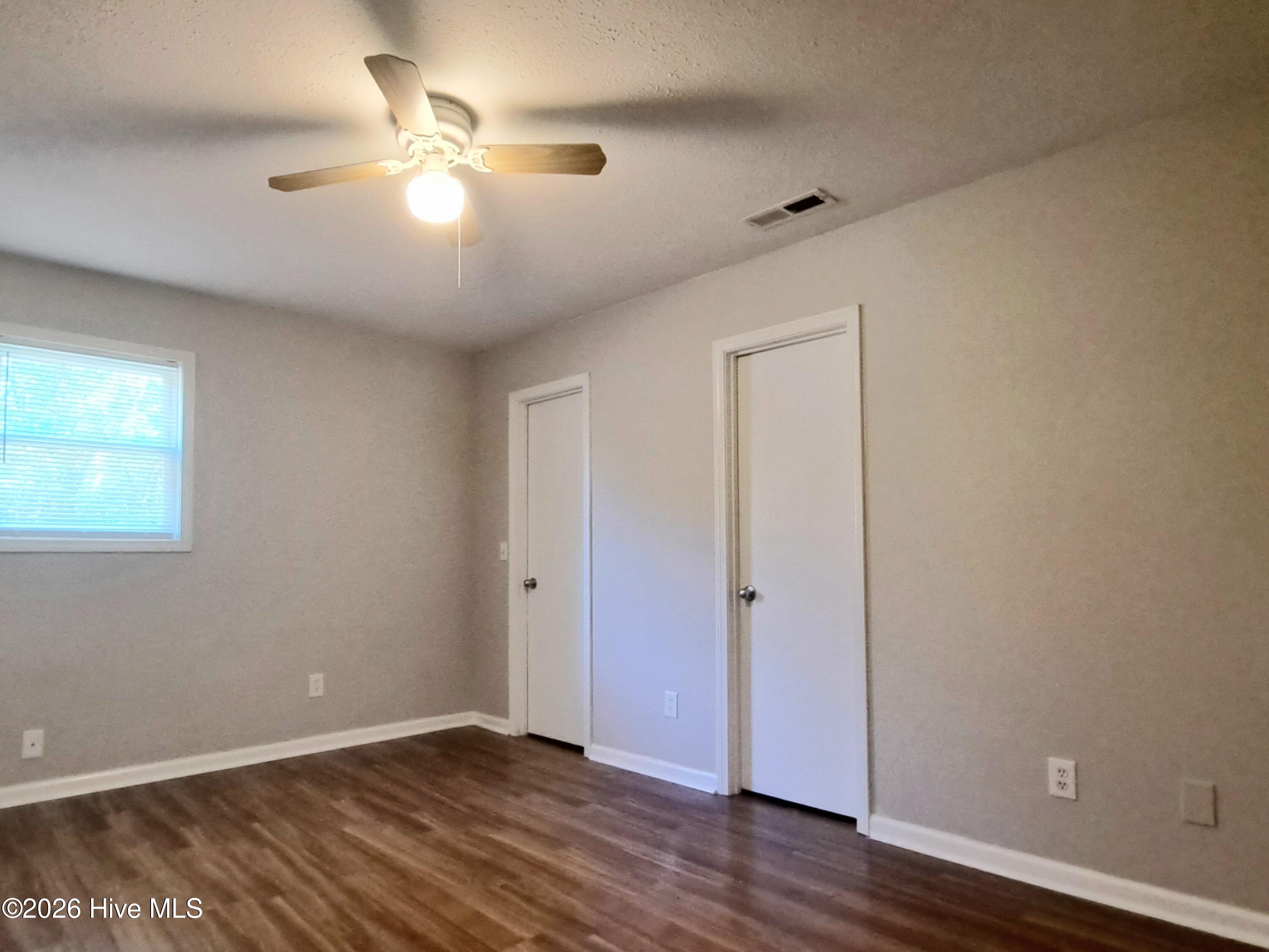 100562478 | Photo 16