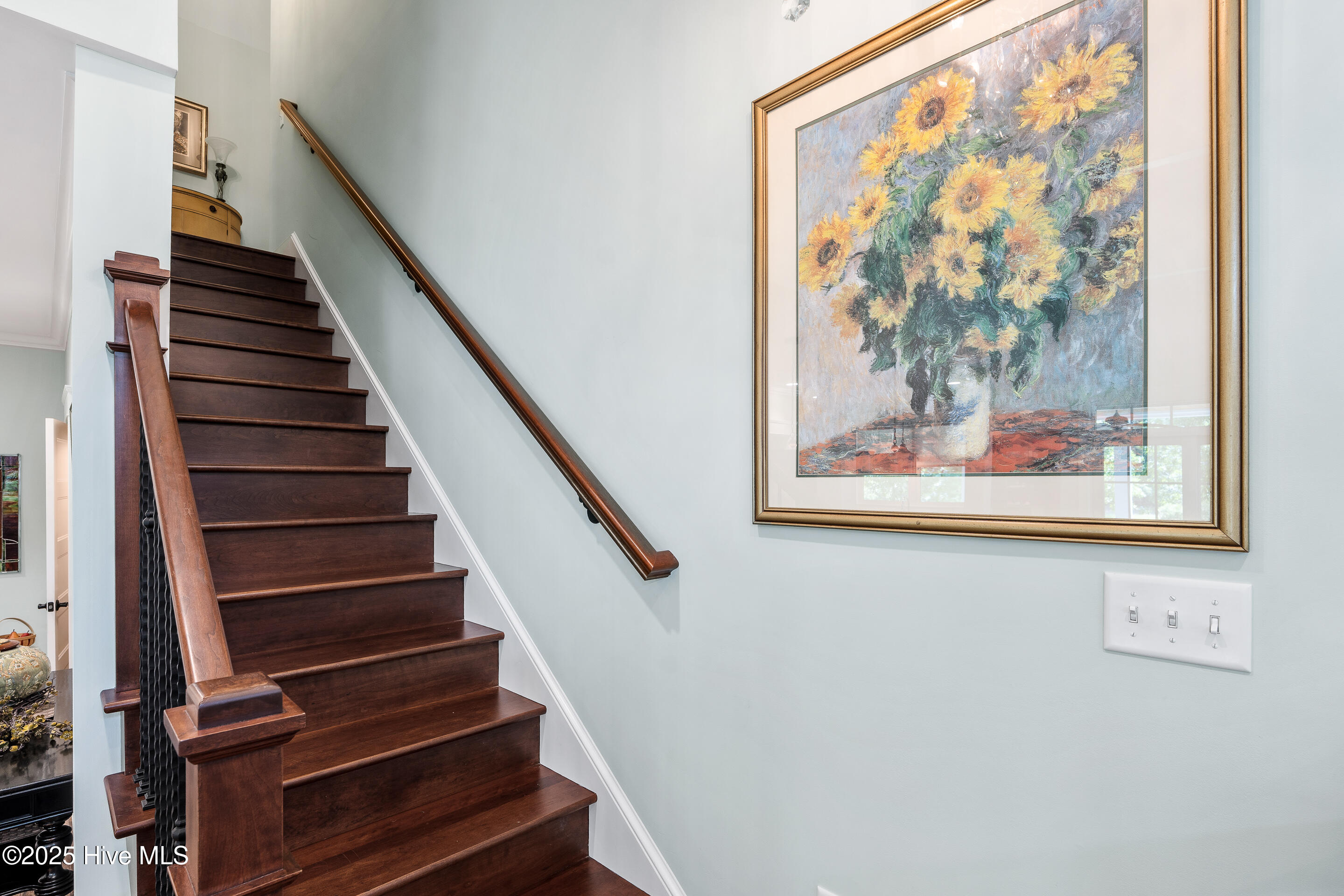 100522220 | Photo 43