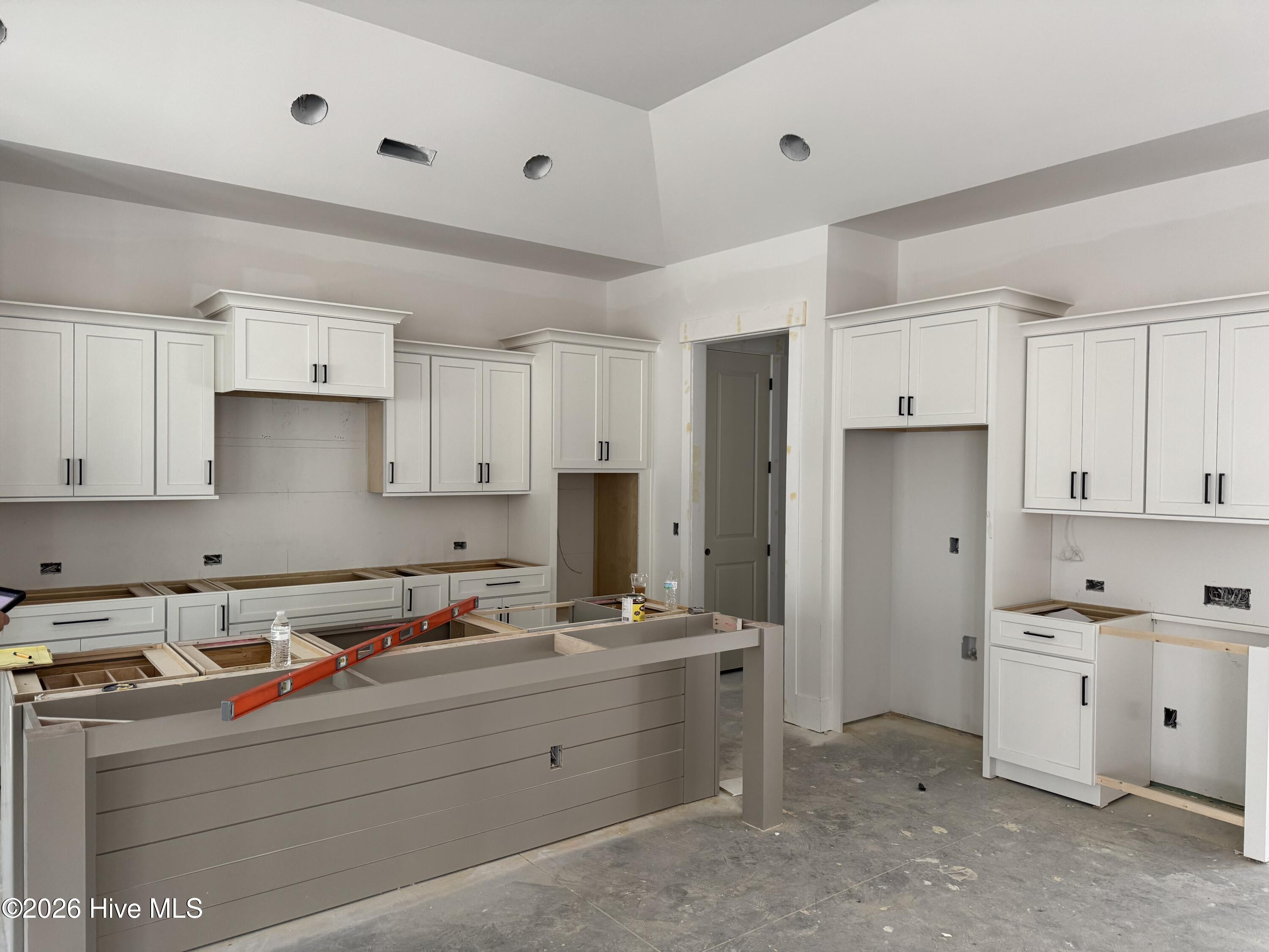 100560127 | Photo 11