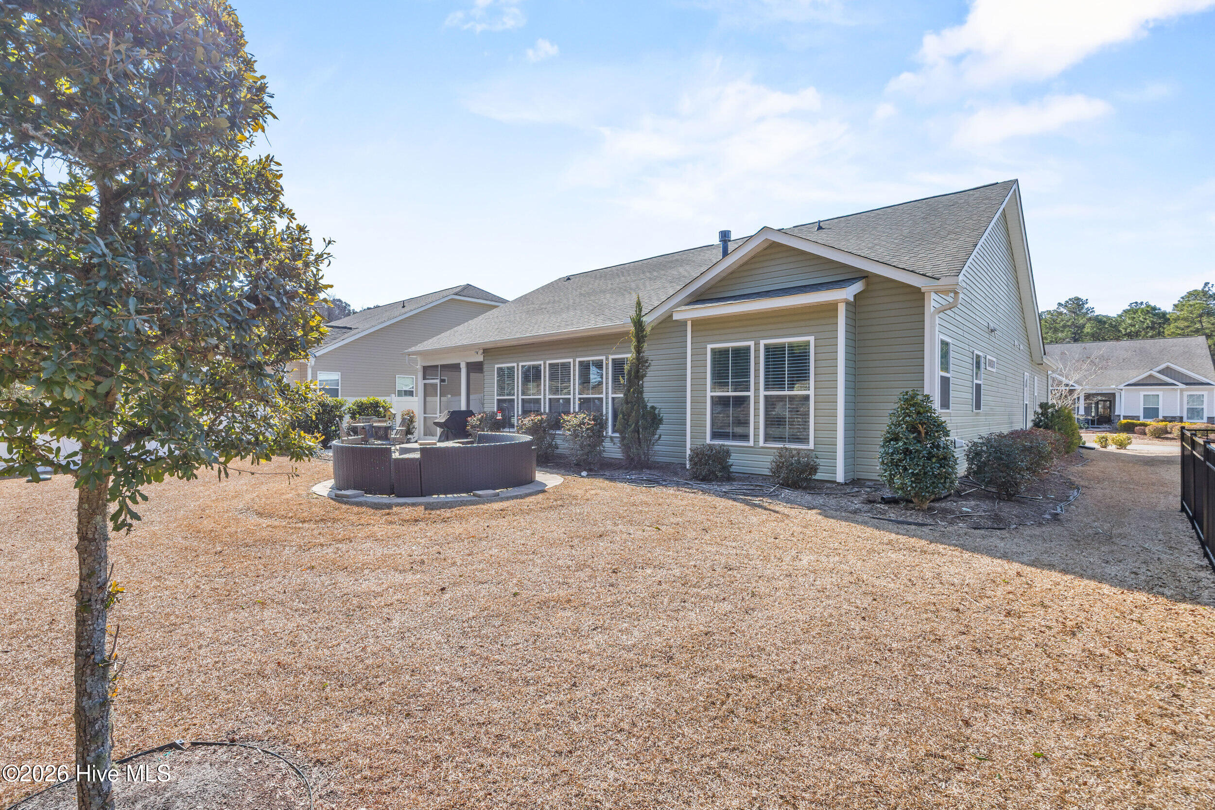 100553871 | Photo 55