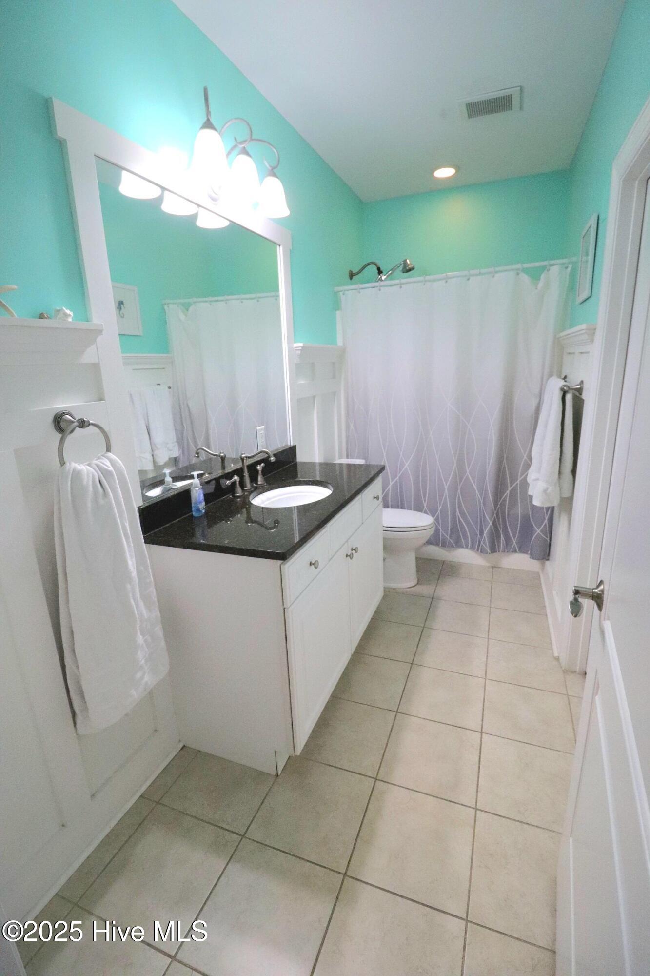 100530472 | Photo 17