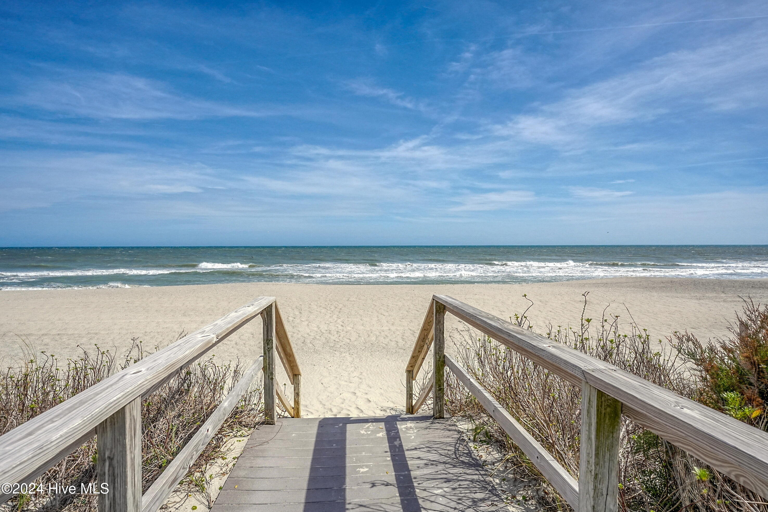 1615 Lake Park Boulevard S, Carolina Beach, NC 28428 – photo 22: 25-SkyVue_A7404599_94