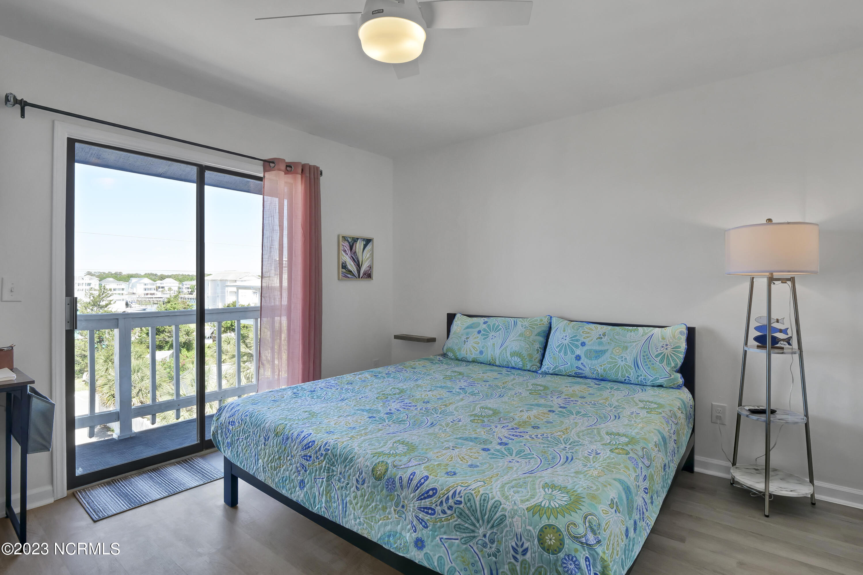 100526224 | Photo 30